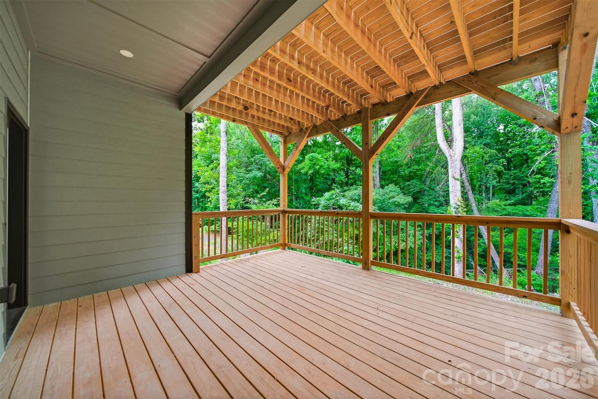 414 Scarlett Oak Court NE — Lenoir