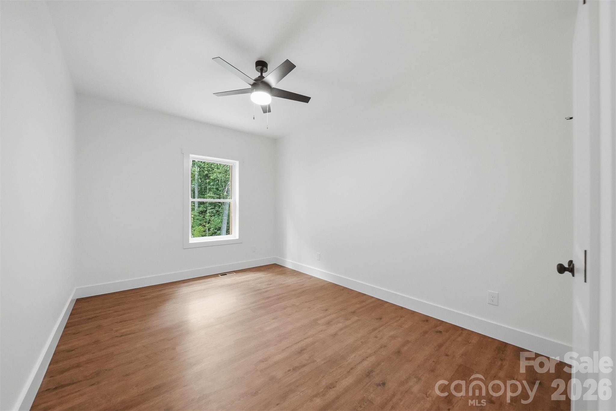 414 Scarlett Oak Court NE — Lenoir