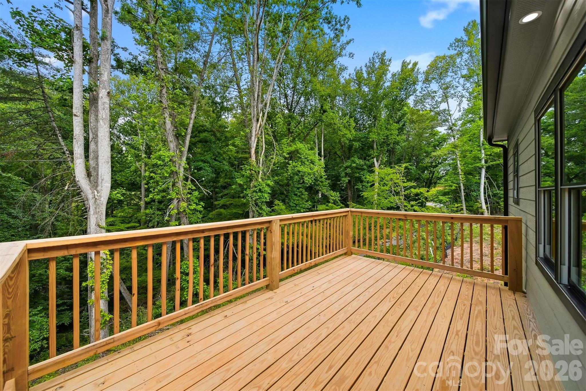414 Scarlett Oak Court NE — Lenoir