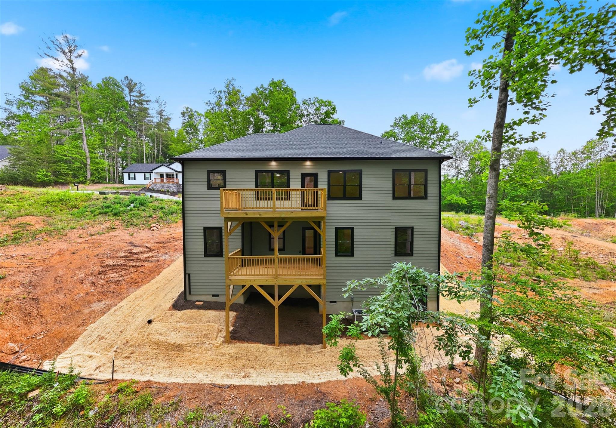 414 Scarlett Oak Court NE — Lenoir