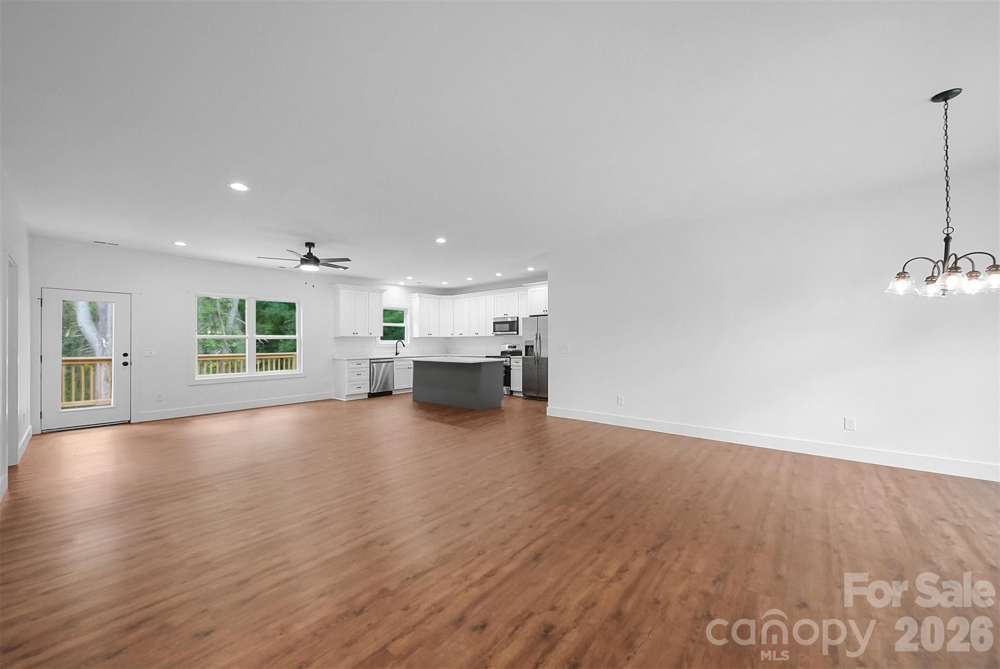 414 Scarlett Oak Court NE — Lenoir