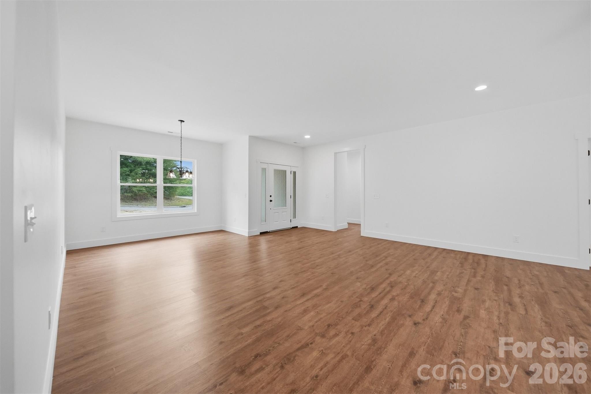 414 Scarlett Oak Court NE — Lenoir