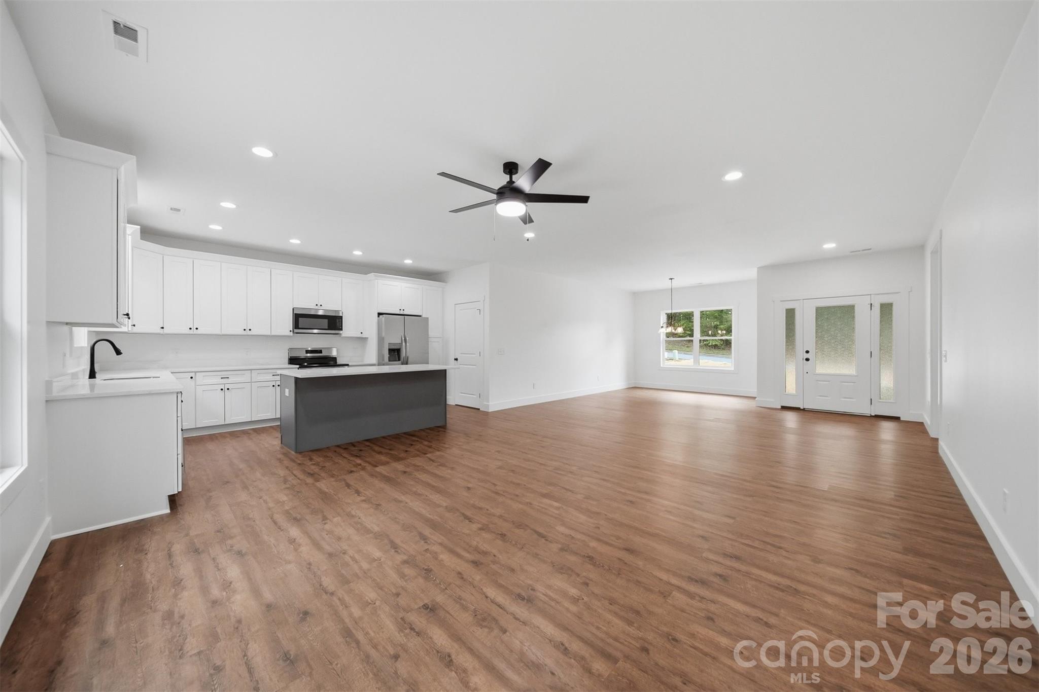 414 Scarlett Oak Court NE — Lenoir