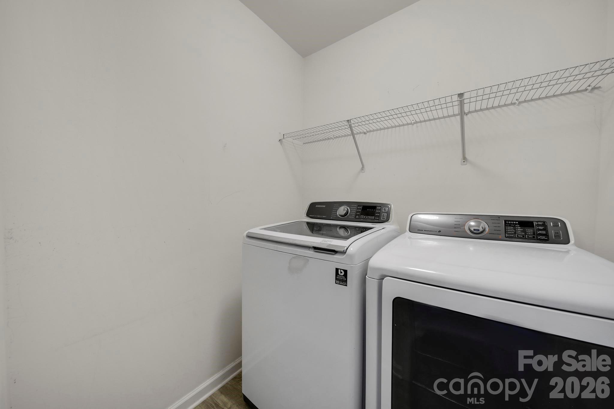 415 Foilage Court — Lake Wylie