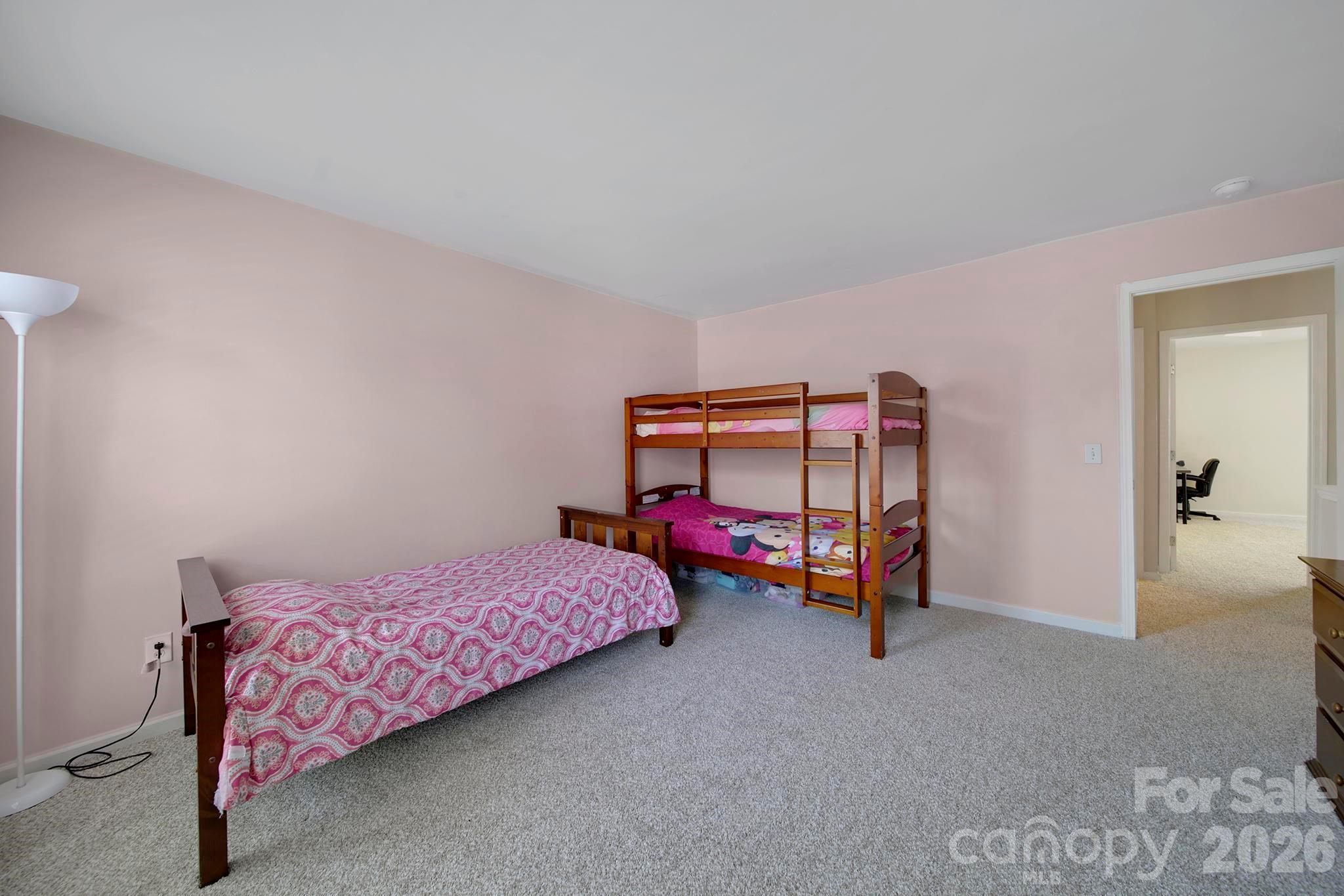 415 Foilage Court — Lake Wylie
