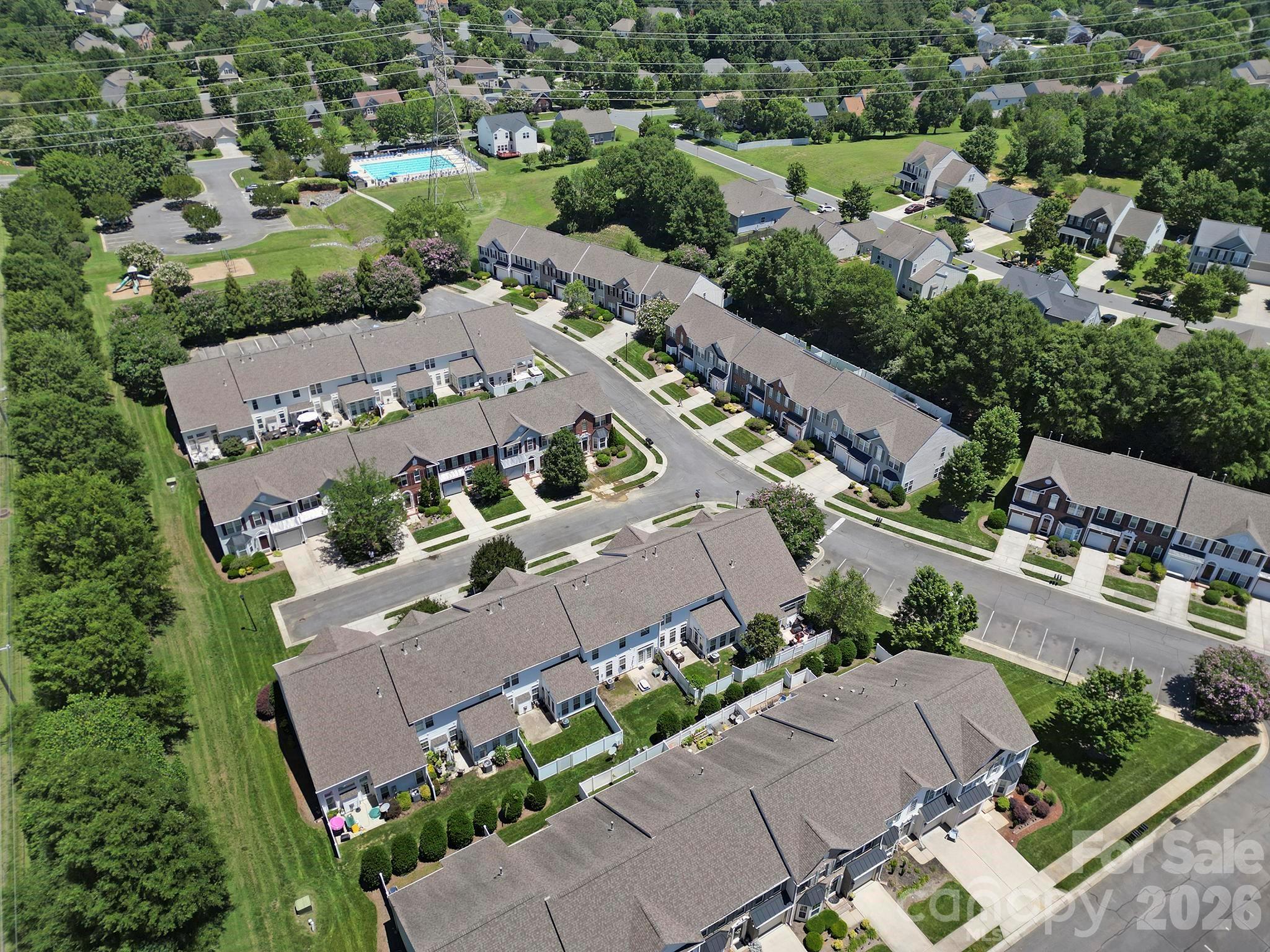 415 Foilage Court — Lake Wylie