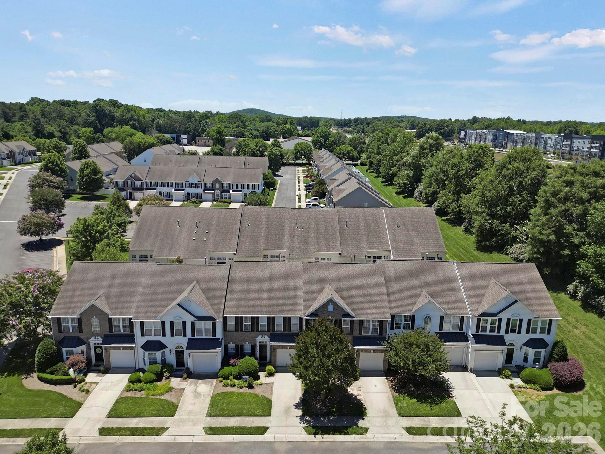 415 Foilage Court — Lake Wylie