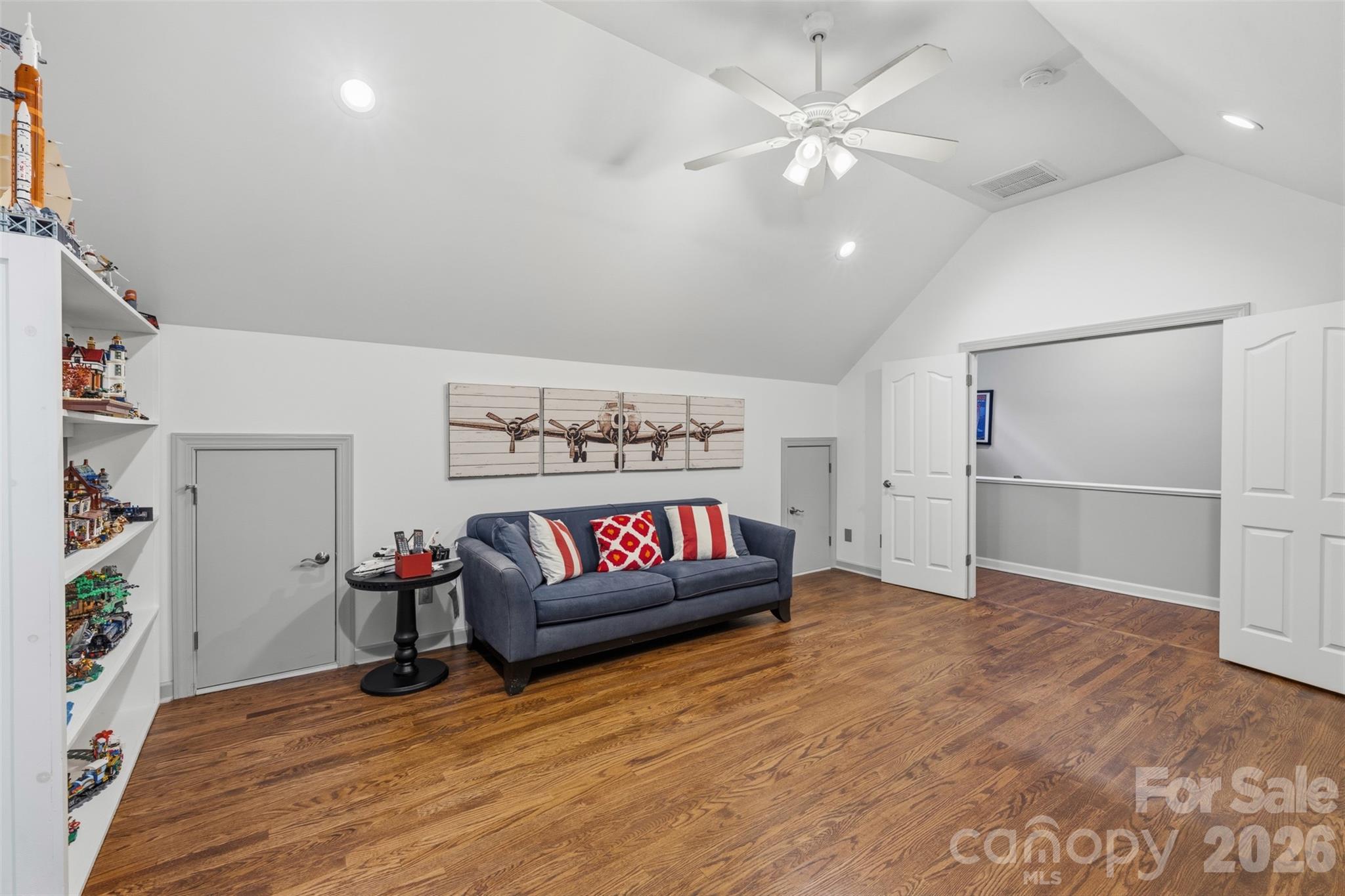 8023 Pendley Lane — Huntersville