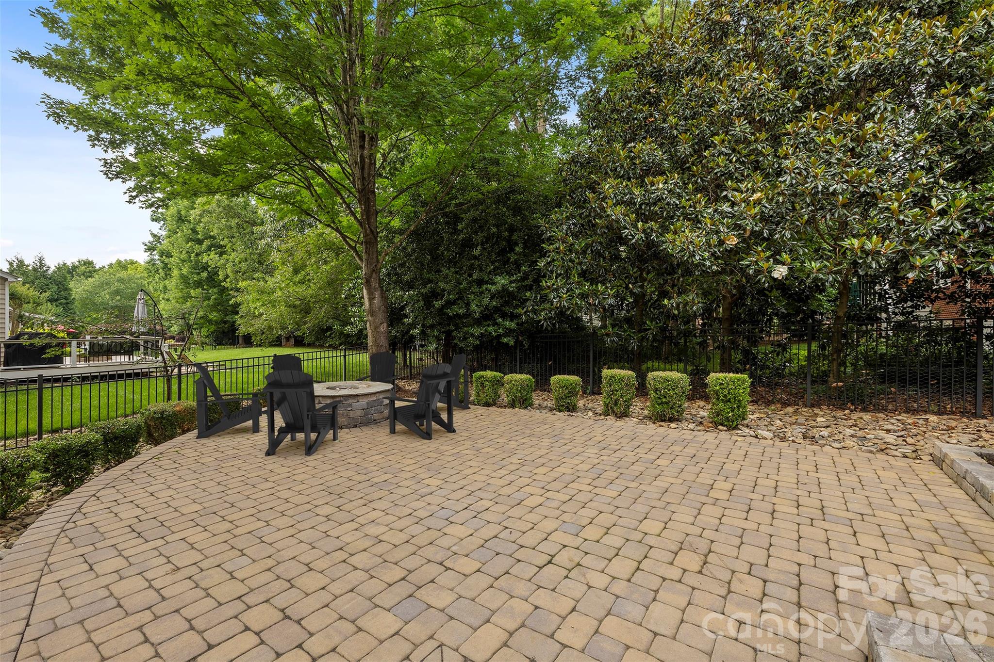 8023 Pendley Lane — Huntersville
