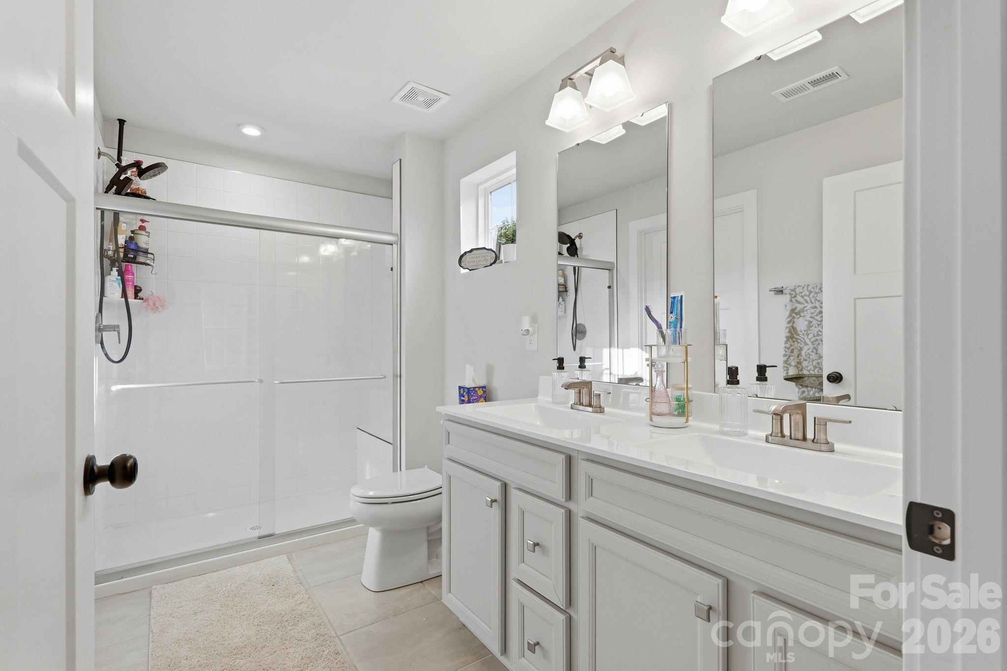 420 Grandiflora Avenue — Lancaster