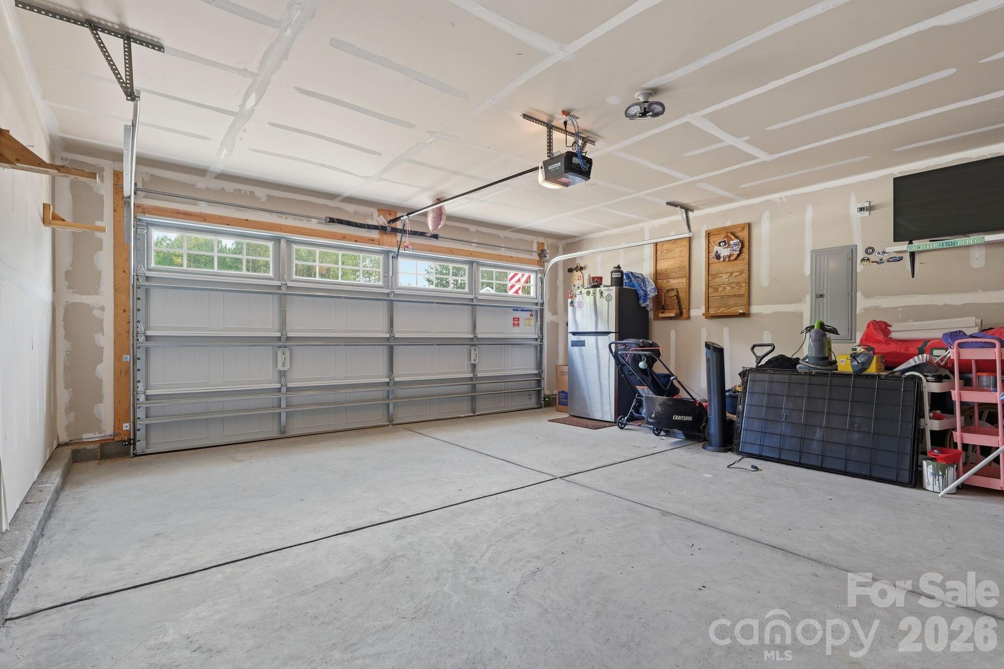 420 Grandiflora Avenue — Lancaster