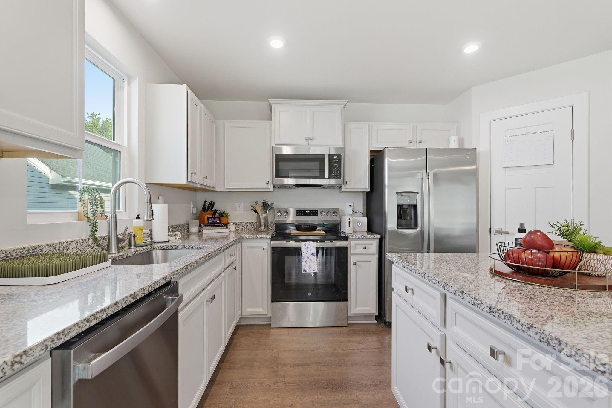 420 Grandiflora Avenue — Lancaster