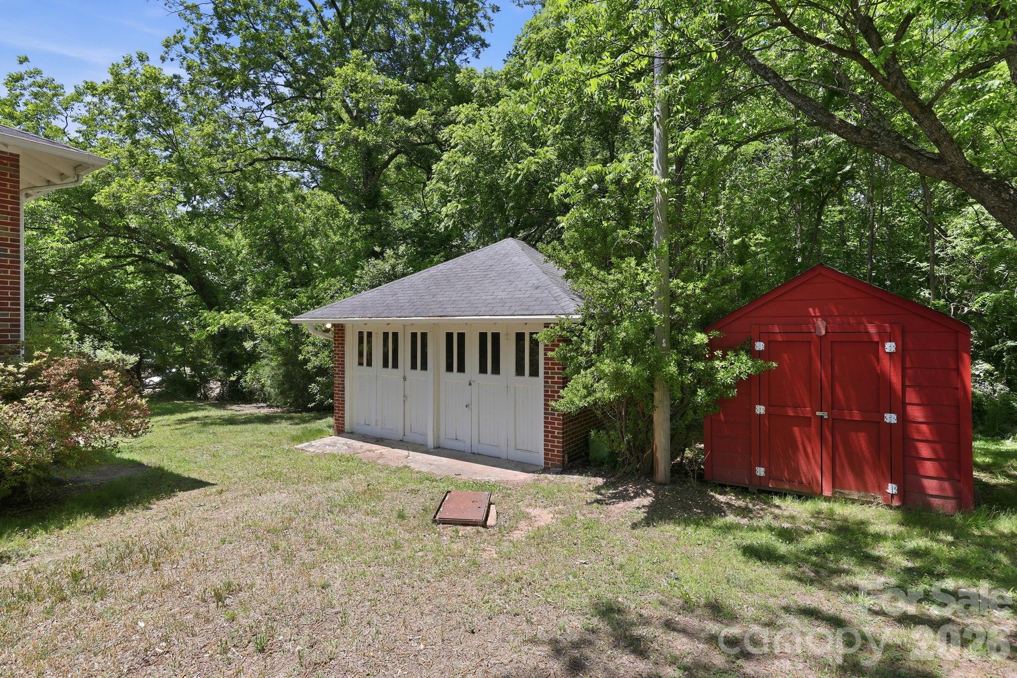 1705 US 52 Highway N — Albemarle