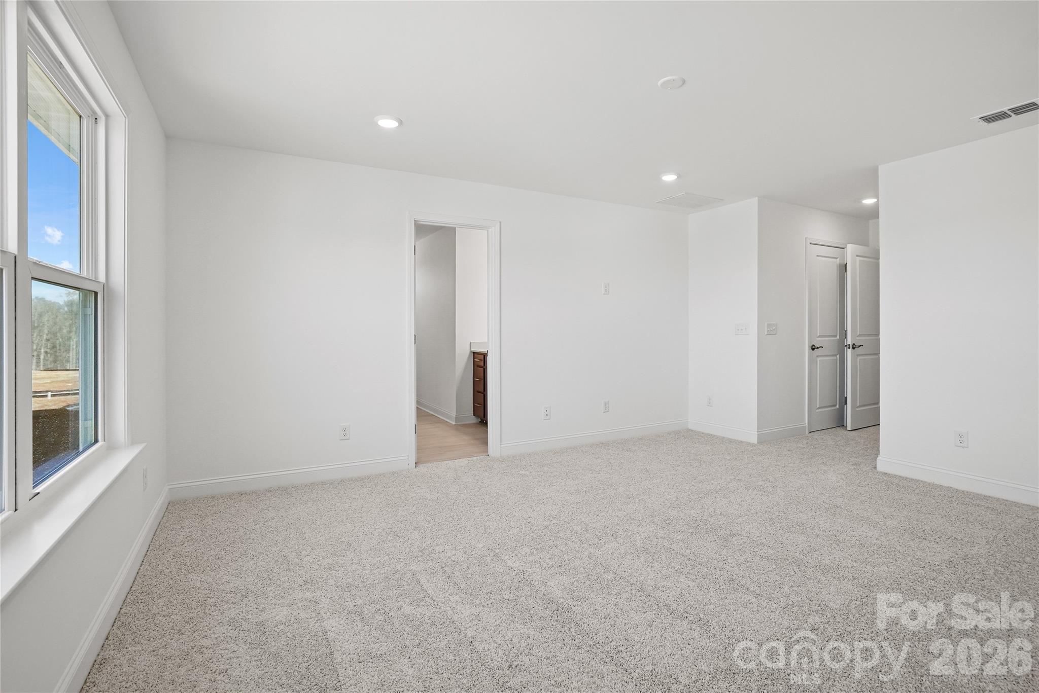 1011 High Bluff Point SE — Waxhaw