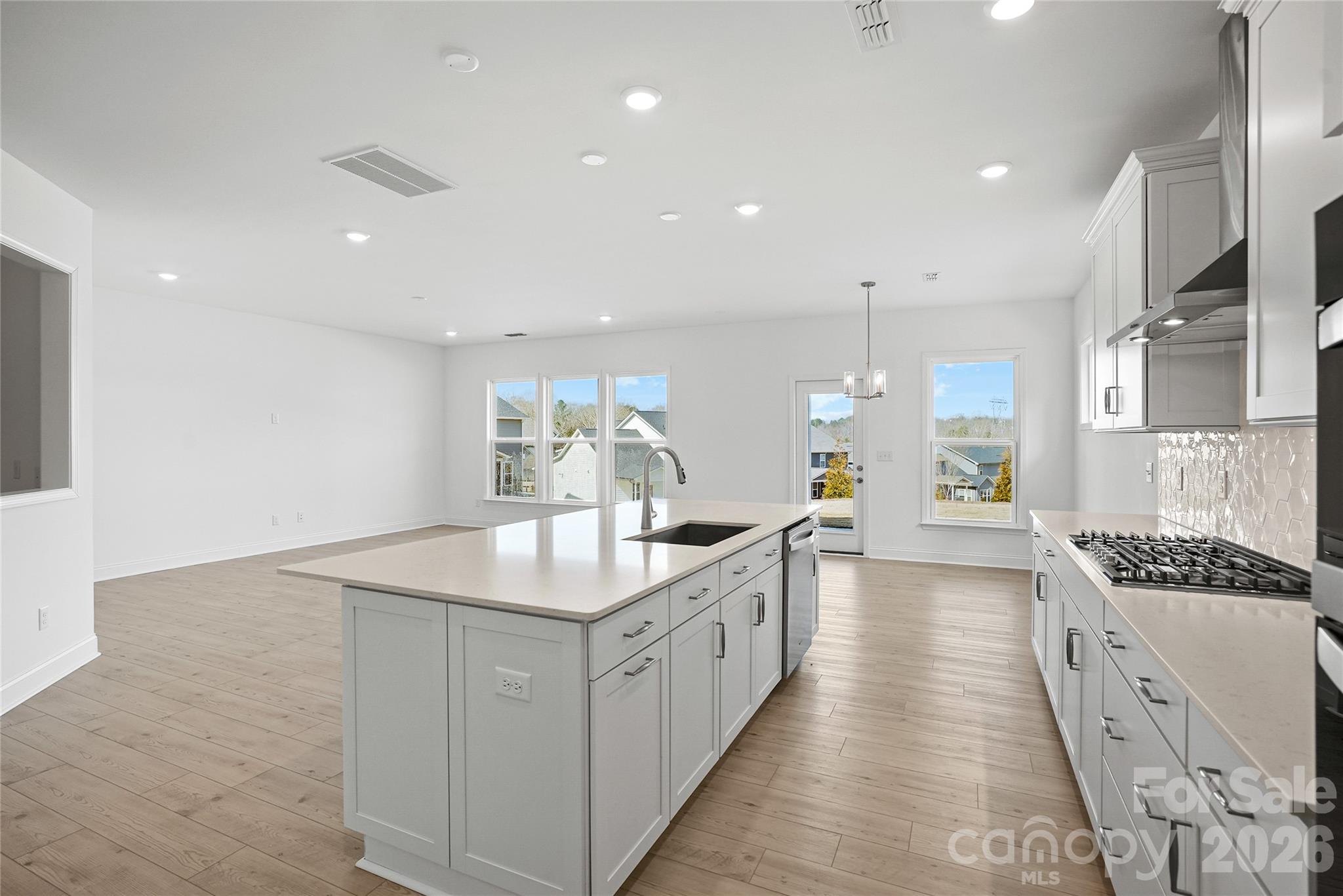 1011 High Bluff Point SE — Waxhaw