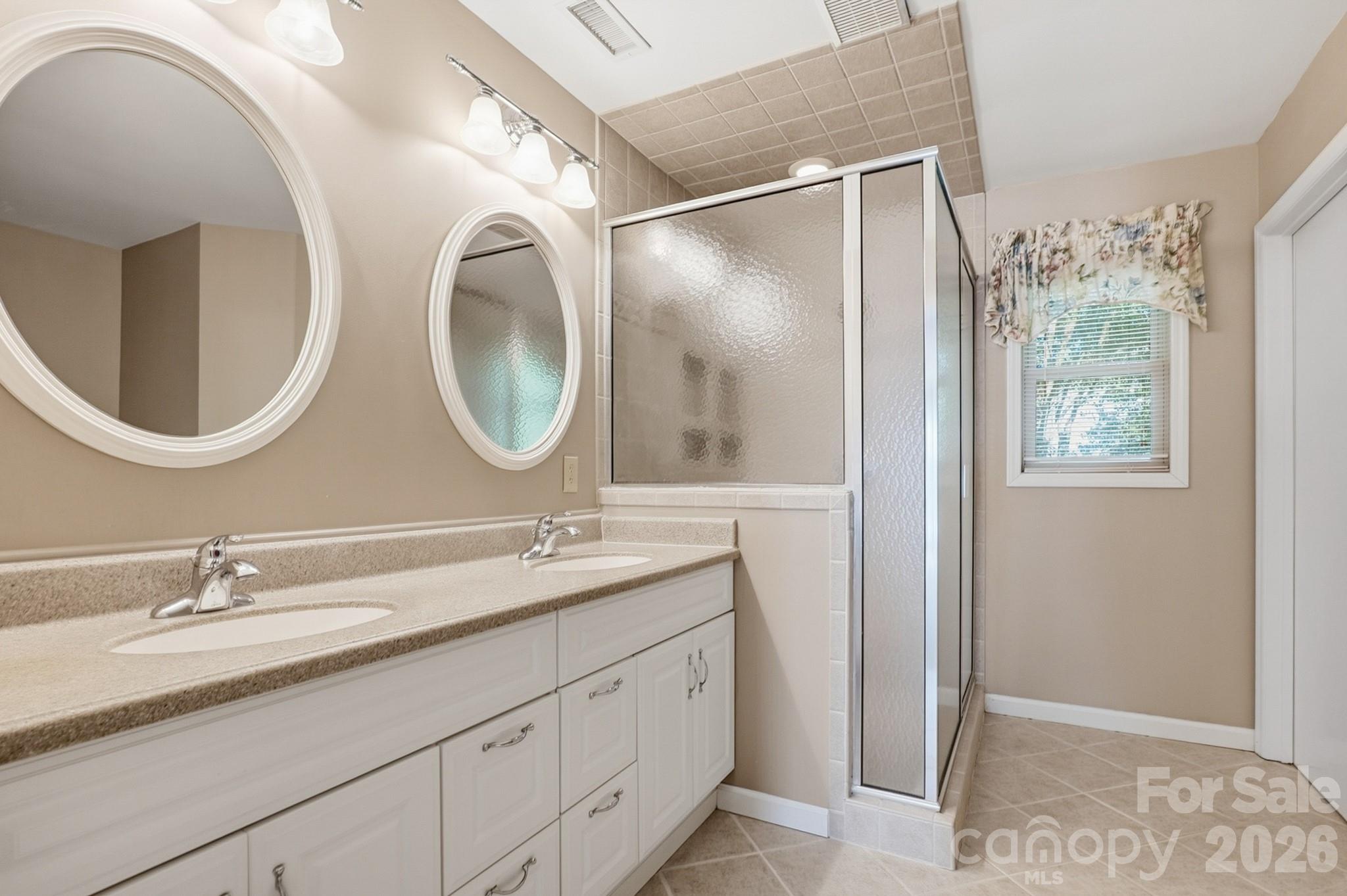 11831 Parks Farm Lane — Charlotte