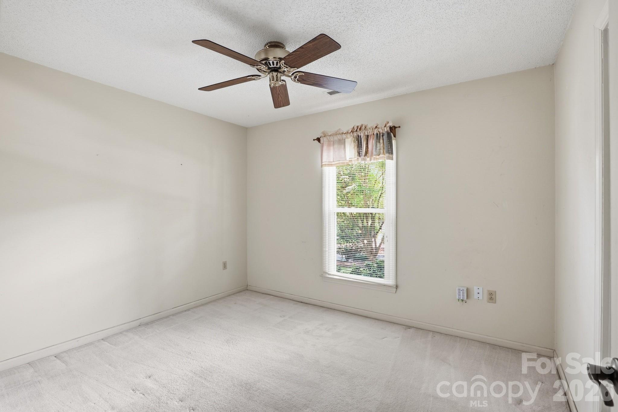 11831 Parks Farm Lane — Charlotte
