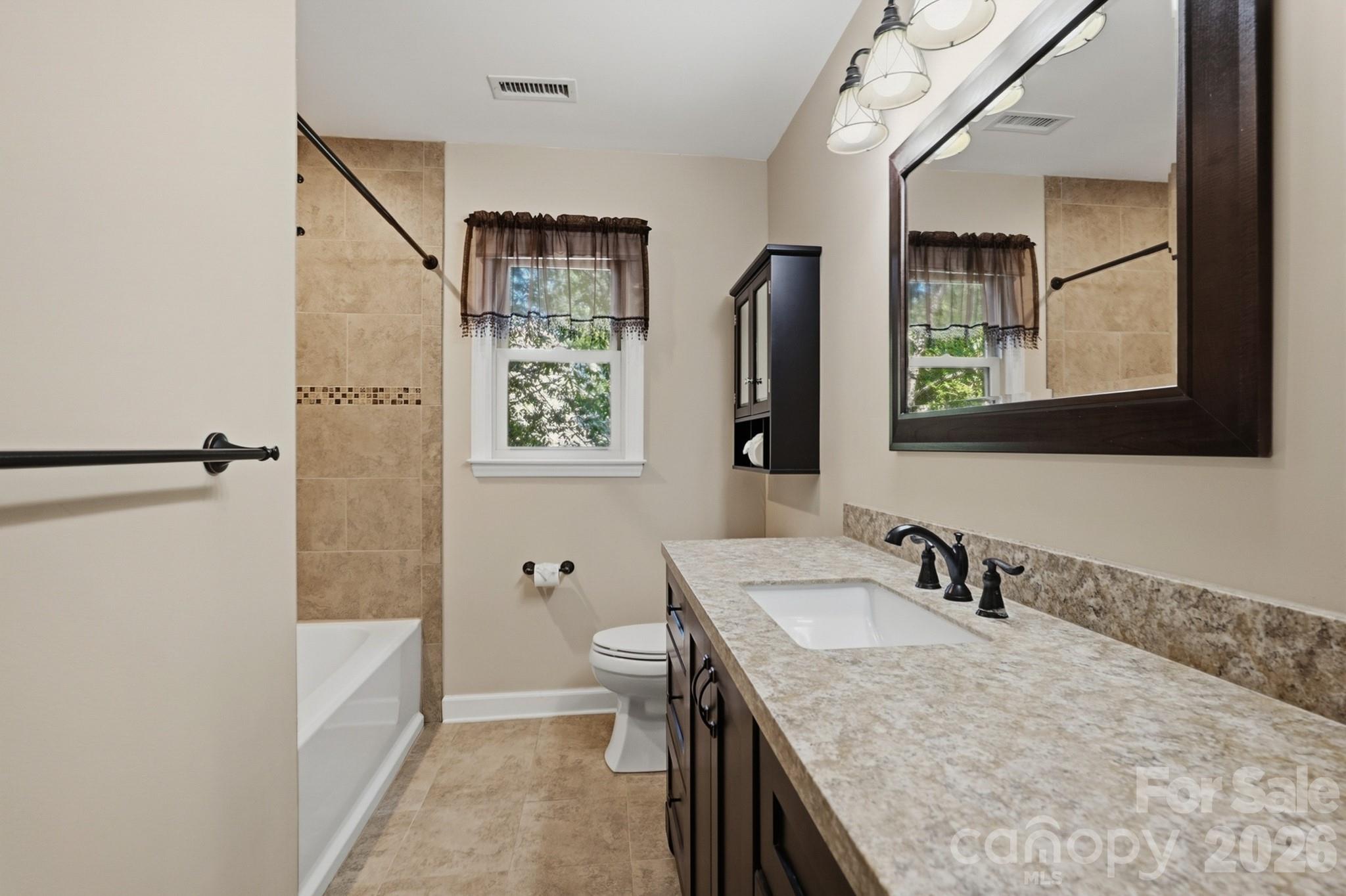 11831 Parks Farm Lane — Charlotte