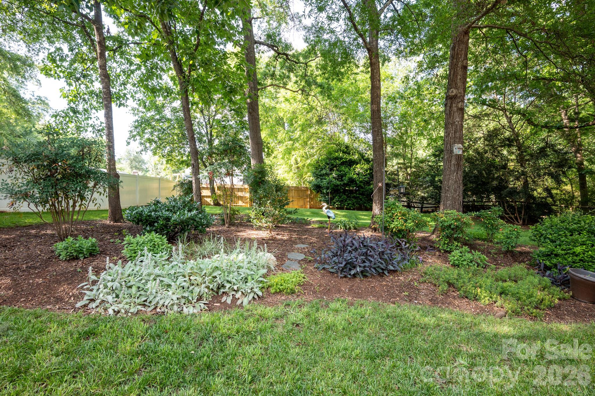 11831 Parks Farm Lane — Charlotte