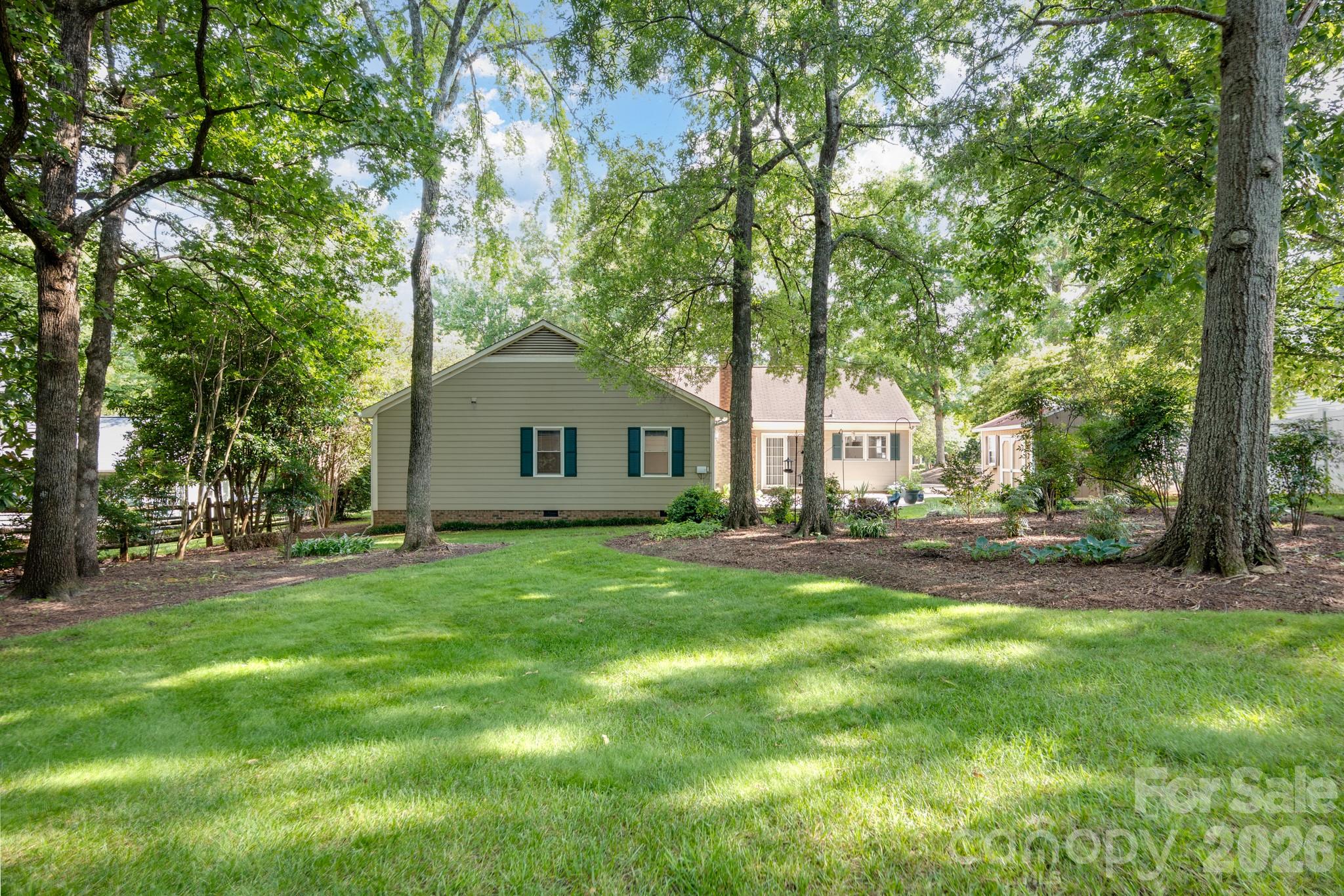 11831 Parks Farm Lane — Charlotte