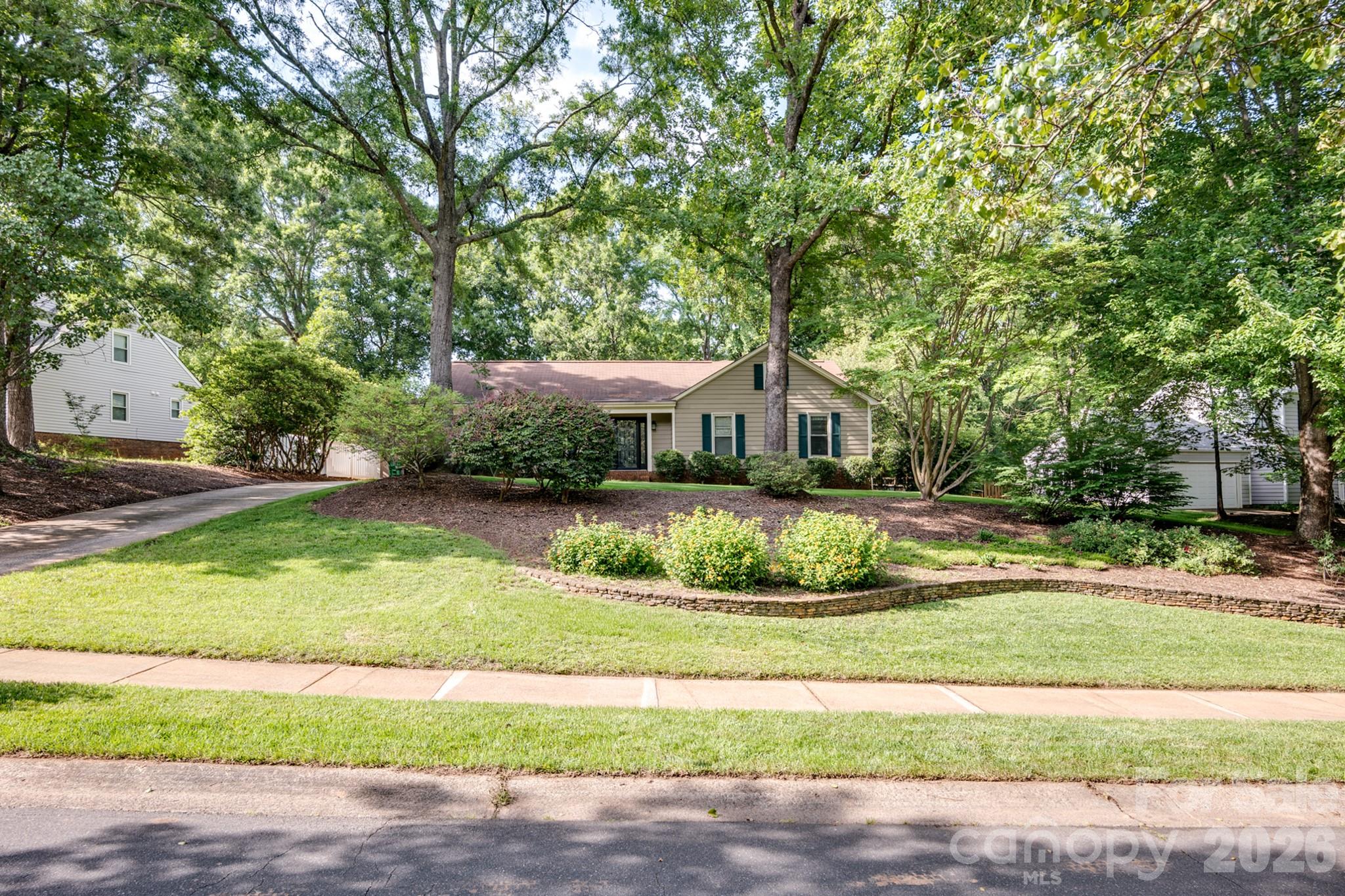 11831 Parks Farm Lane — Charlotte