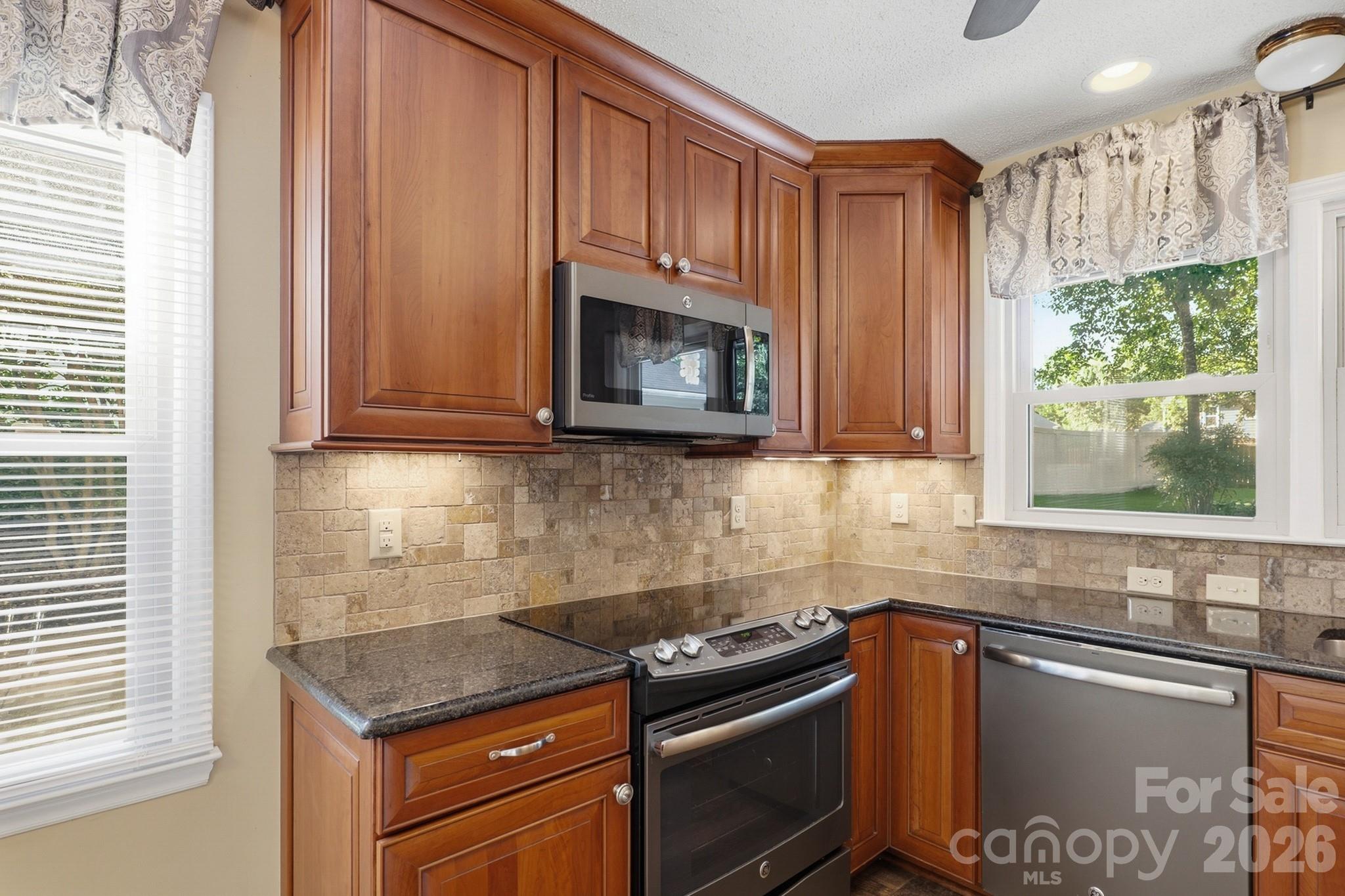 11831 Parks Farm Lane — Charlotte