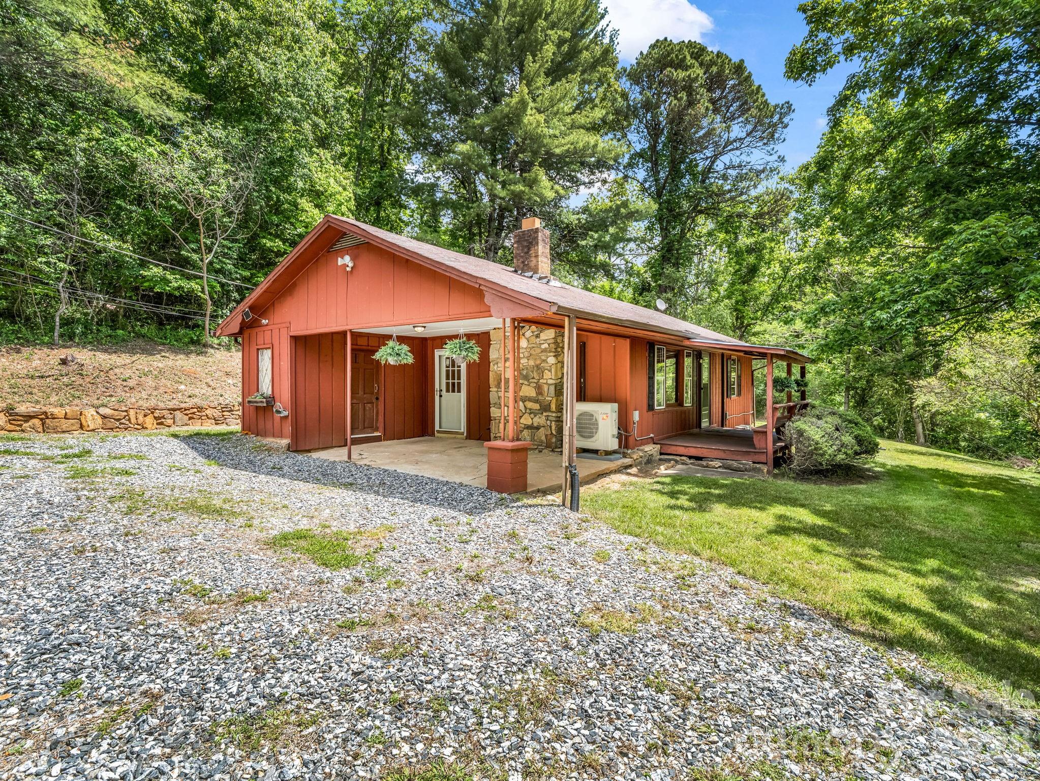 1395 Tillery Branch Road — Marshall