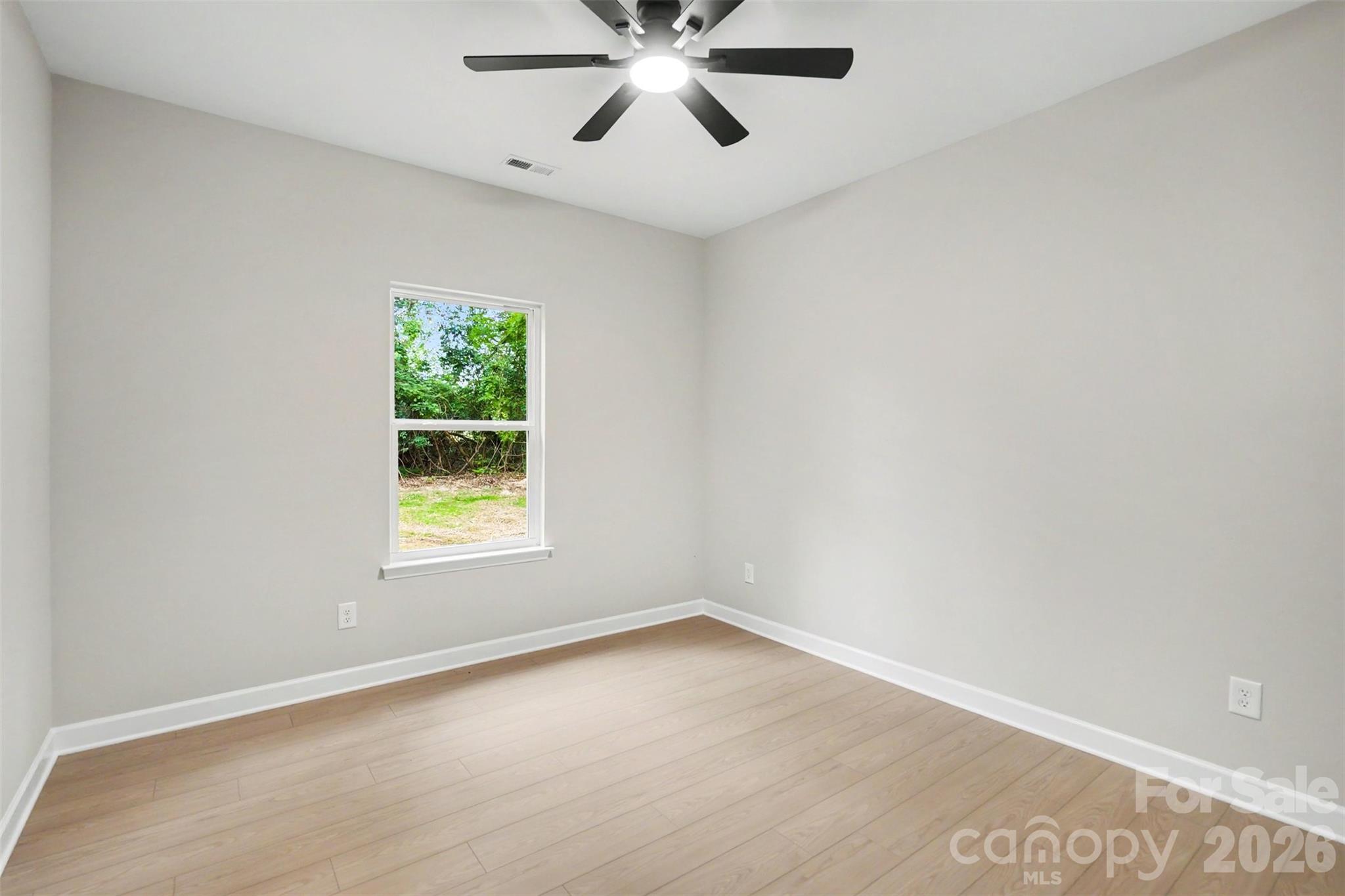 1002 Kingswood Drive — Monroe