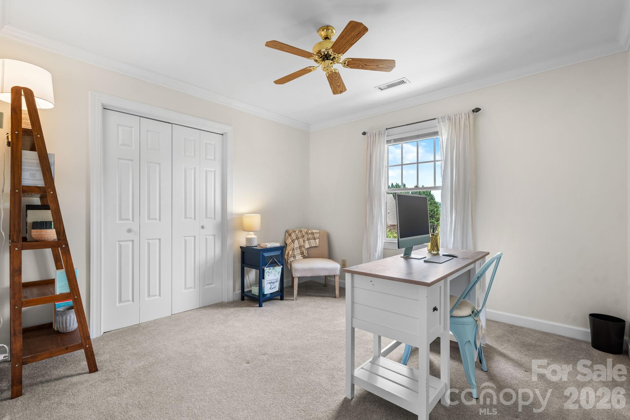 610 40th Avenue Lane NW — Hickory