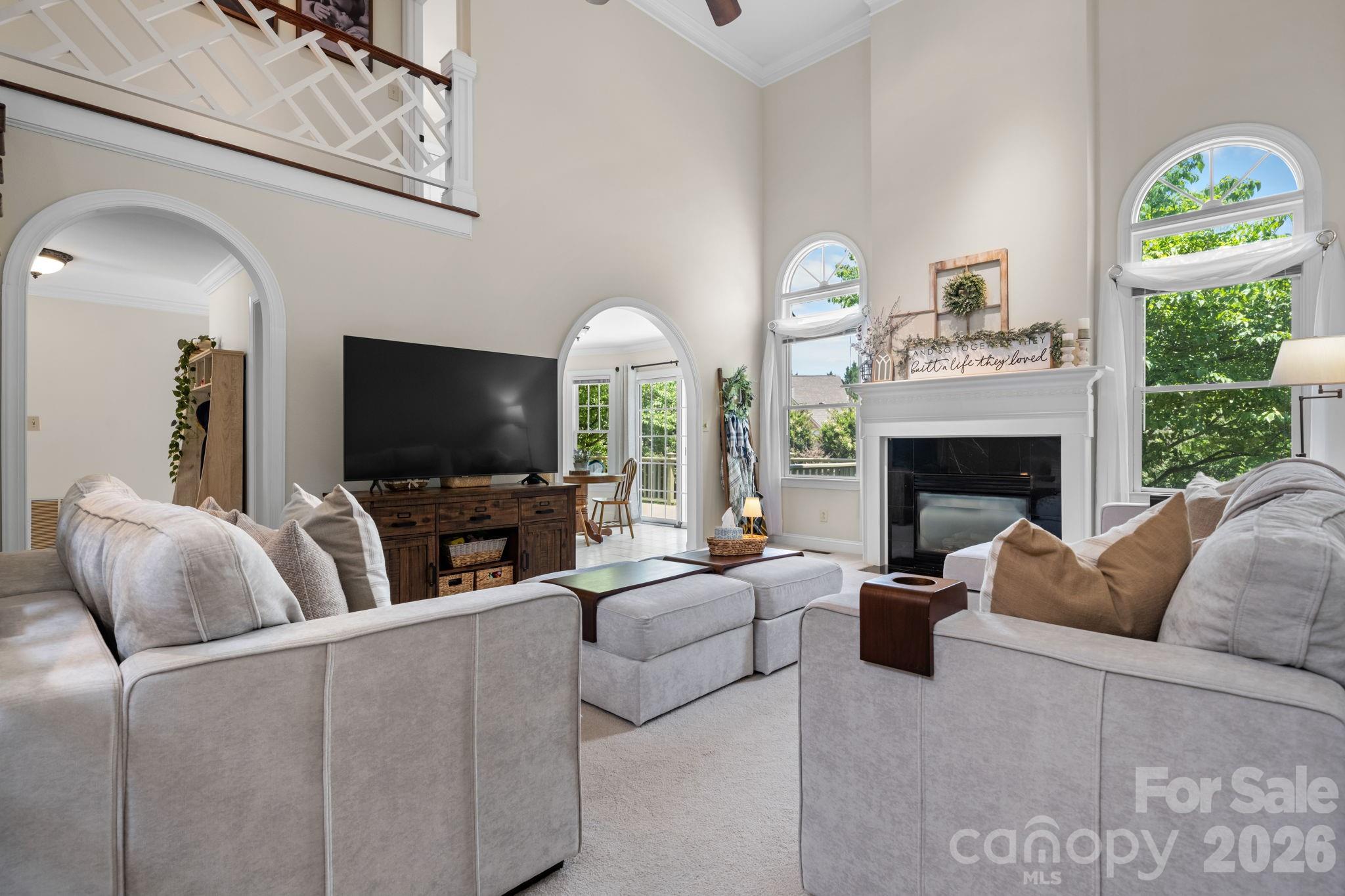 610 40th Avenue Lane NW — Hickory