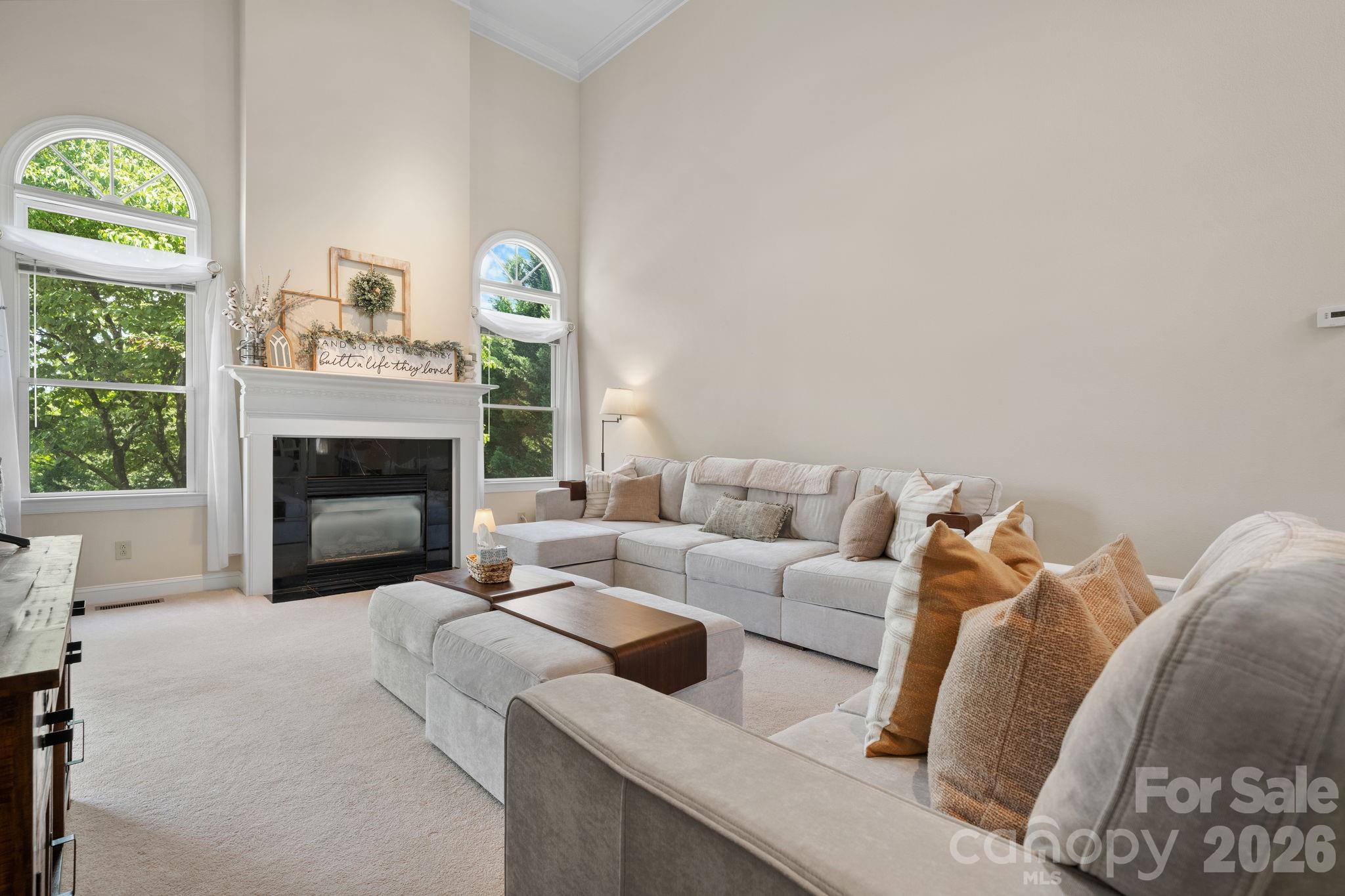 610 40th Avenue Lane NW — Hickory