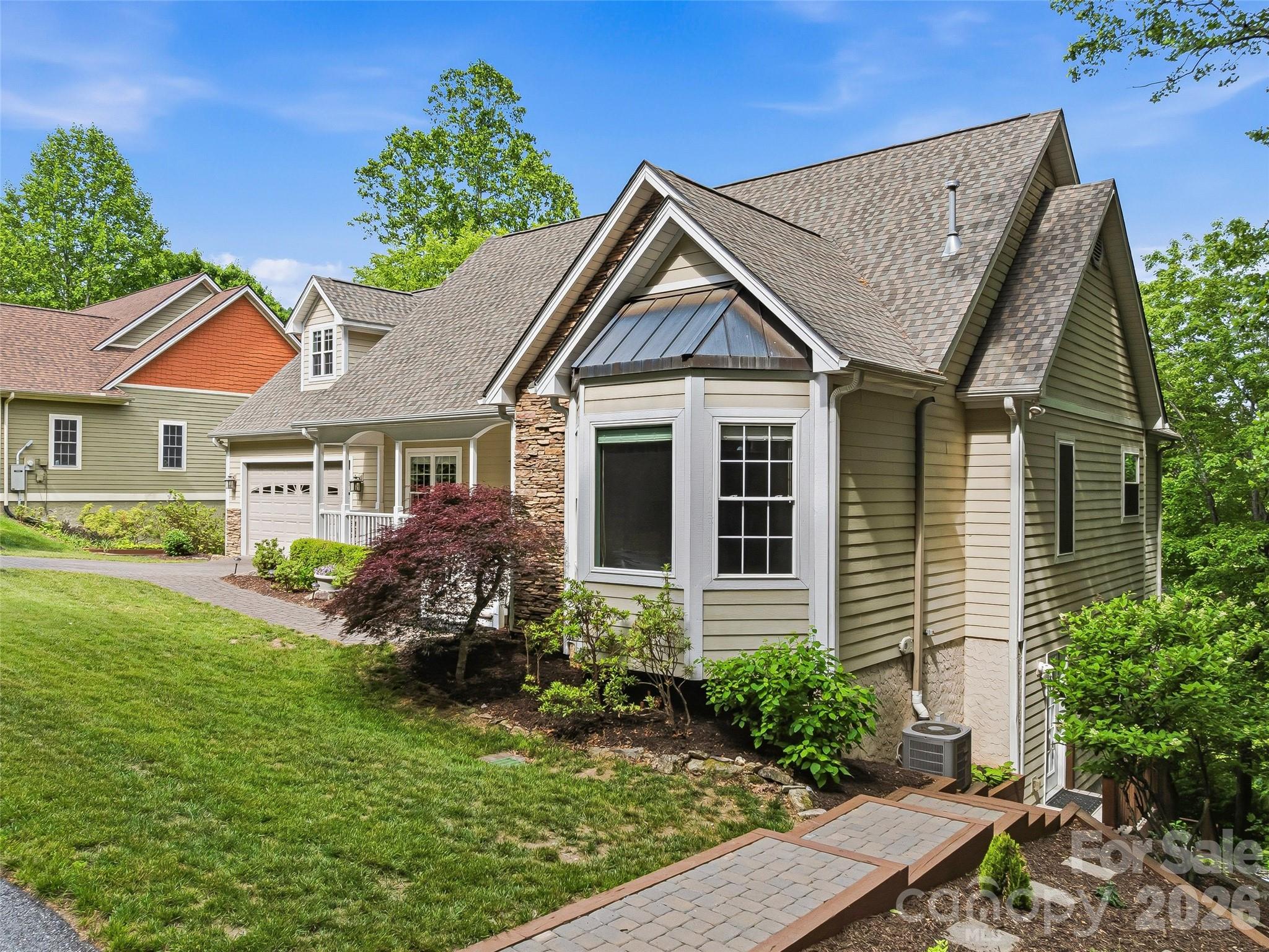 115 Flameleaf Lane — Laurel Park