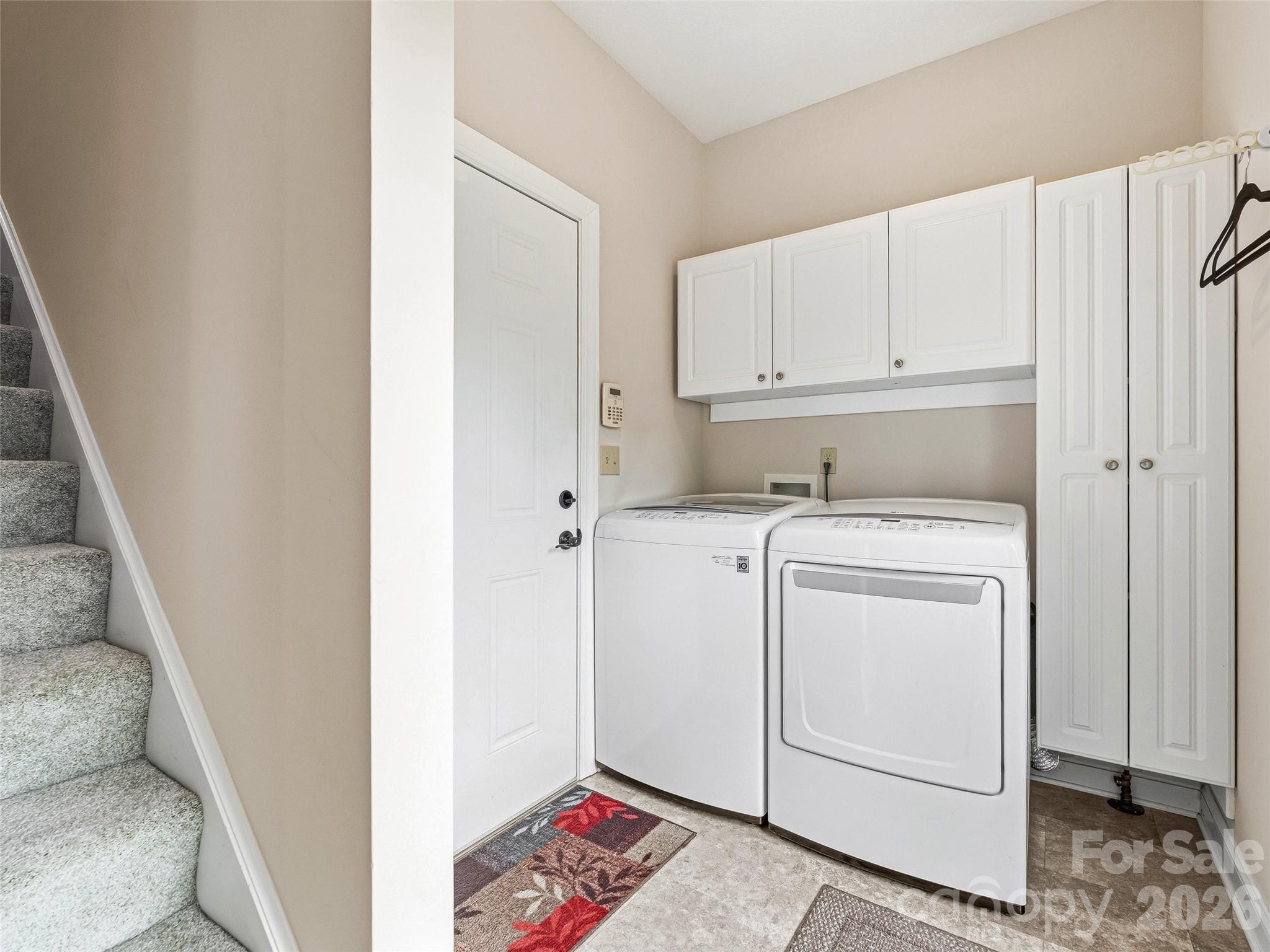 115 Flameleaf Lane — Laurel Park