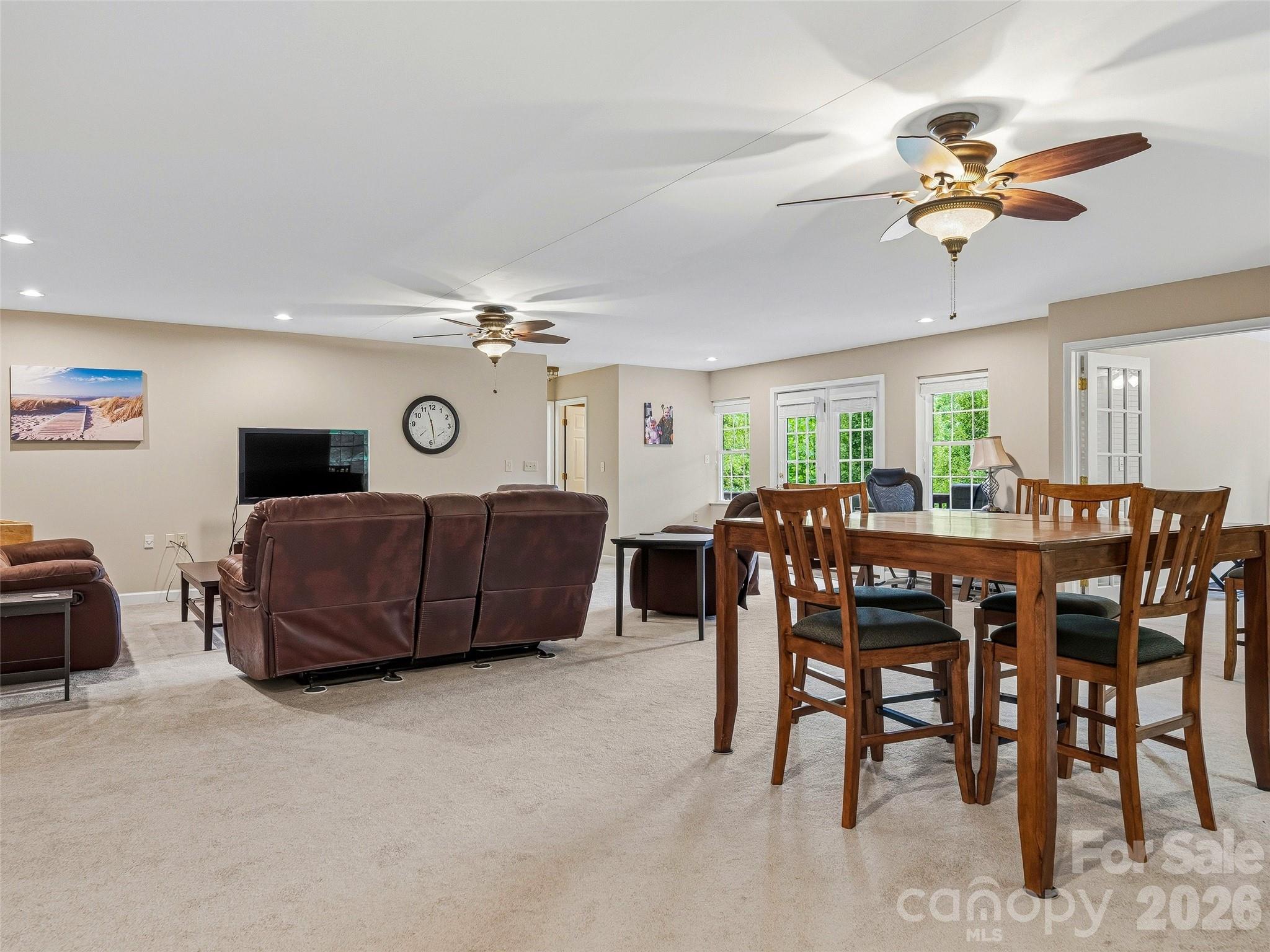 115 Flameleaf Lane — Laurel Park