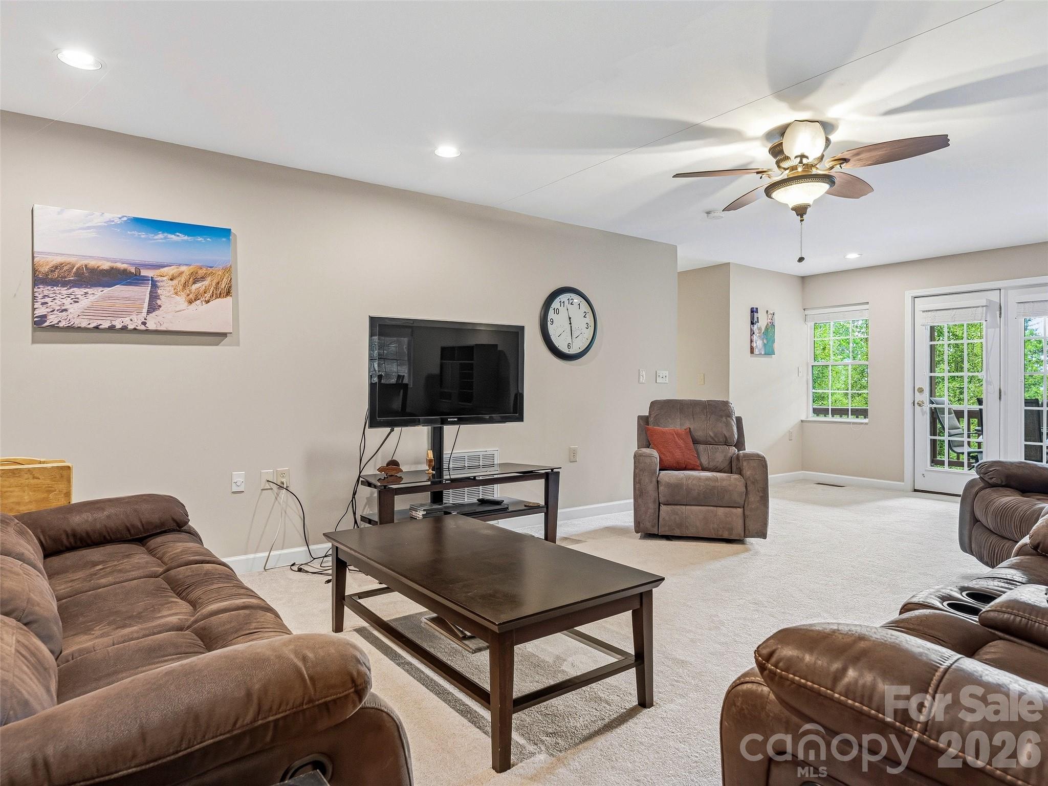 115 Flameleaf Lane — Laurel Park