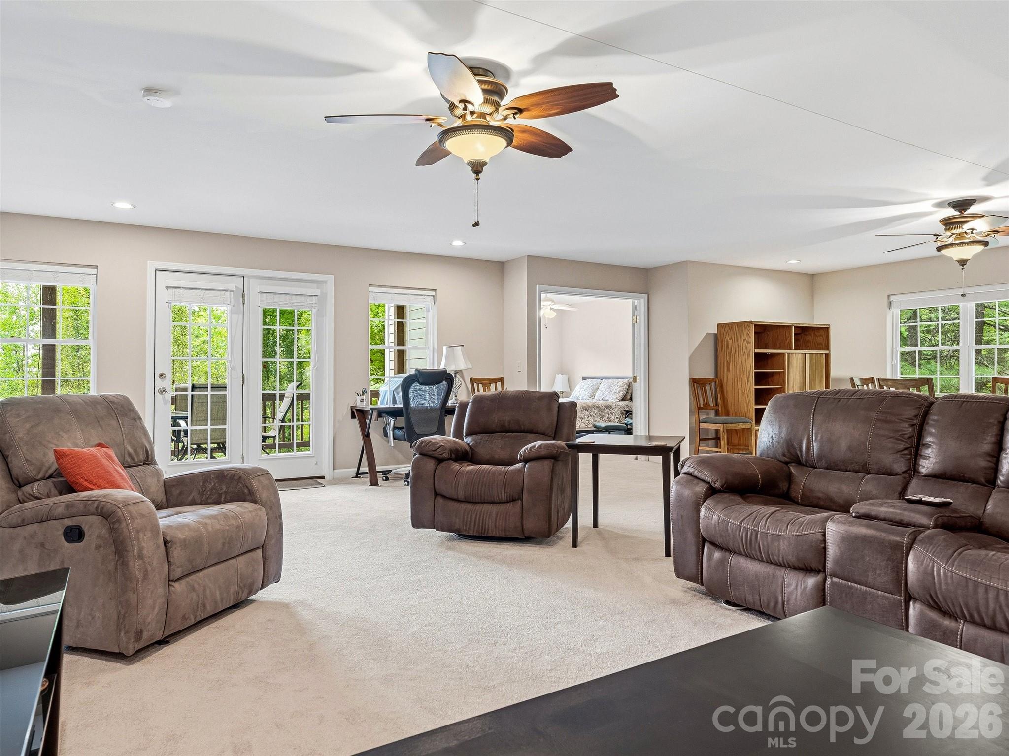 115 Flameleaf Lane — Laurel Park