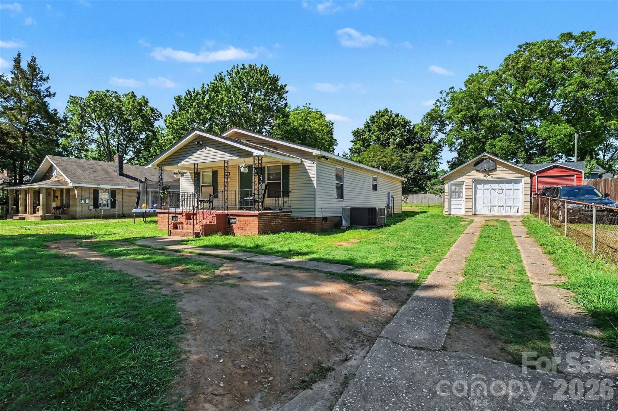 106 E Liberty Street — China Grove