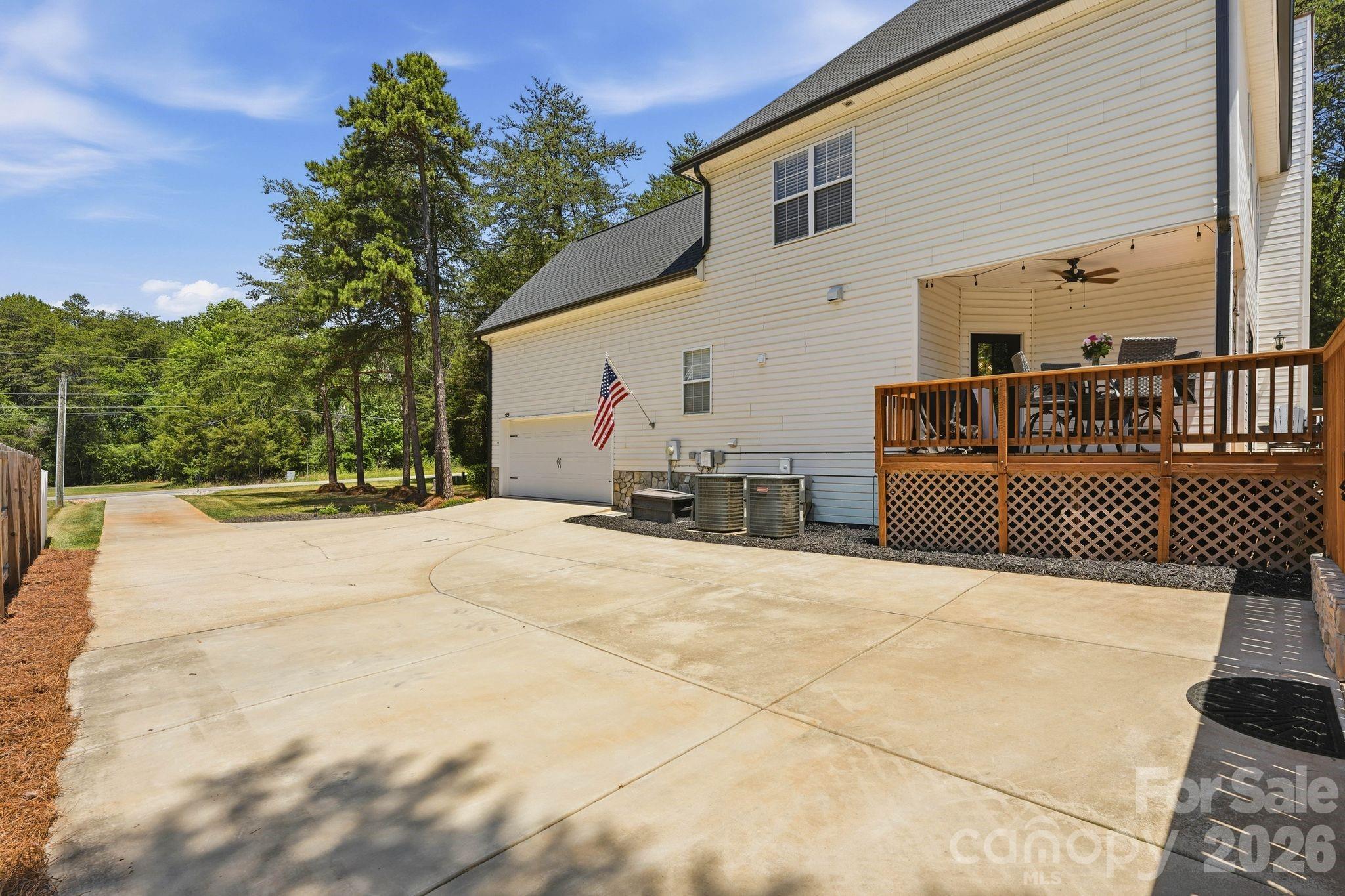 115 Turbyfill Road — Mooresville