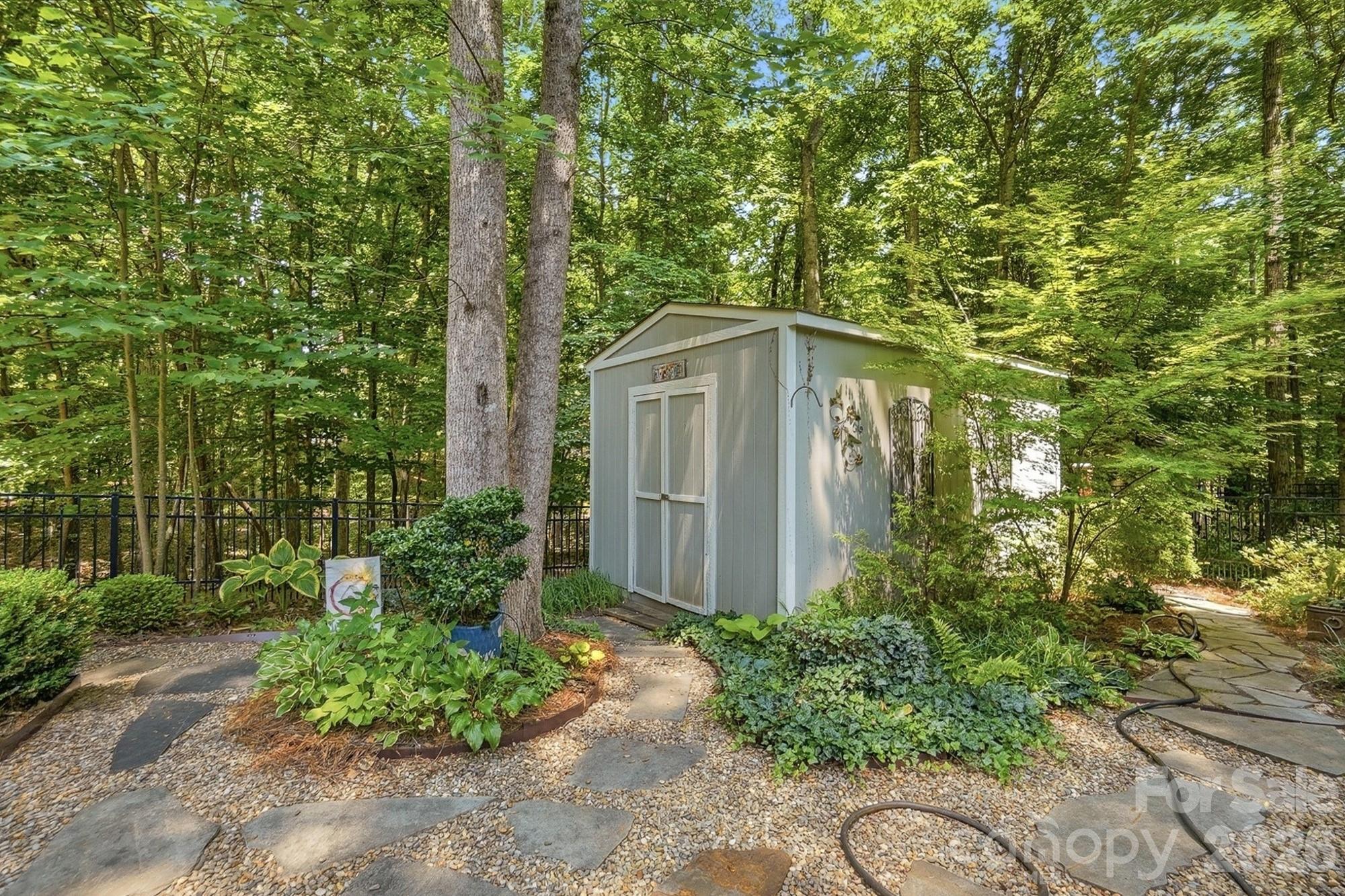 1533 Springfield Drive — Waxhaw