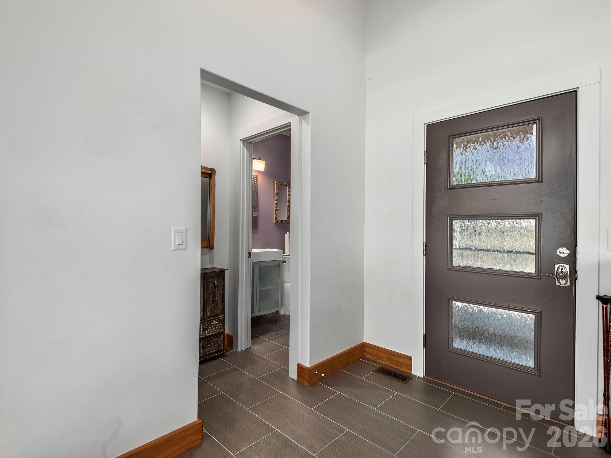 105 Upper Grove Lane — Weaverville