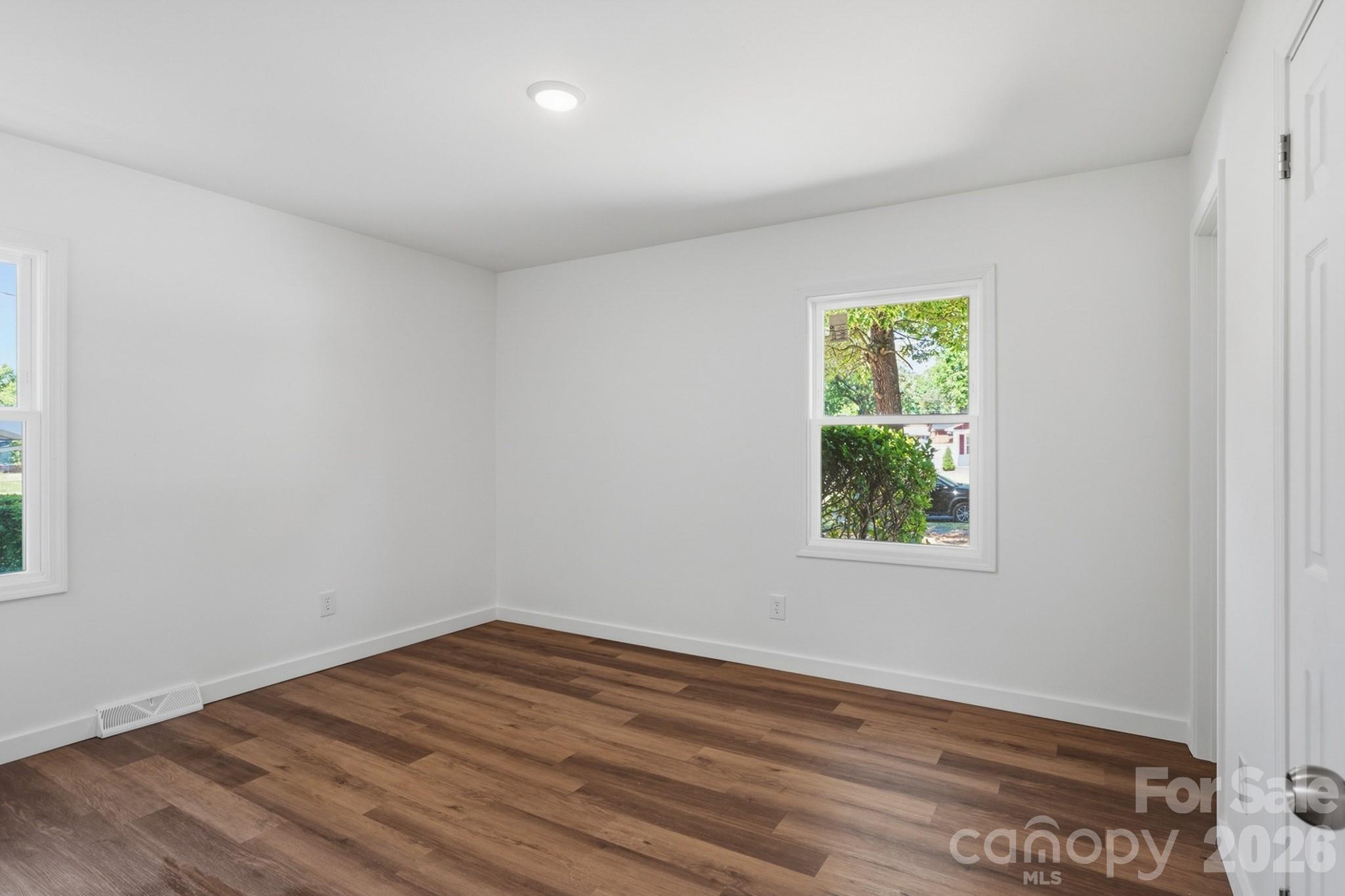 714 Bilmark Avenue — Charlotte