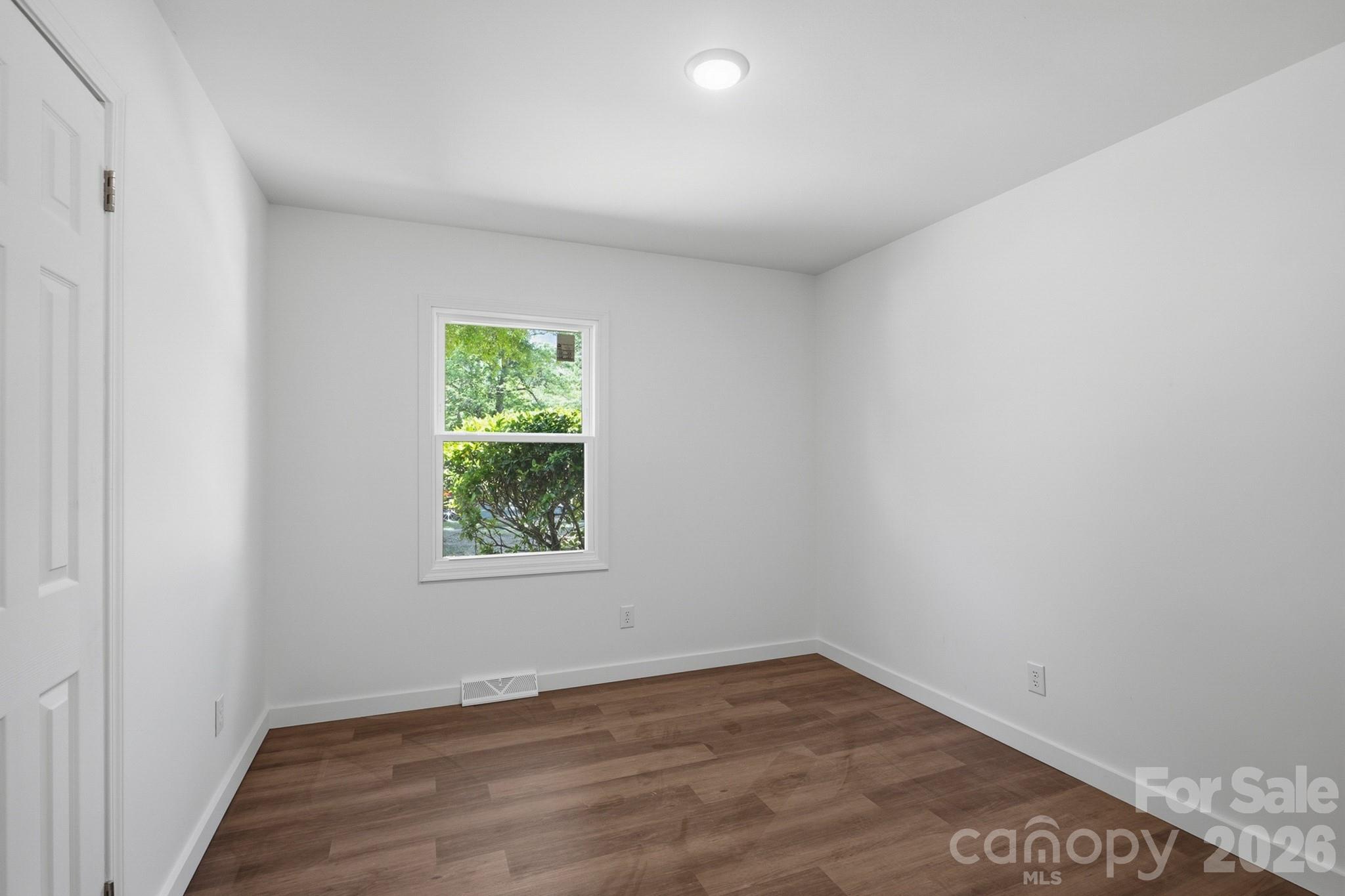 714 Bilmark Avenue — Charlotte