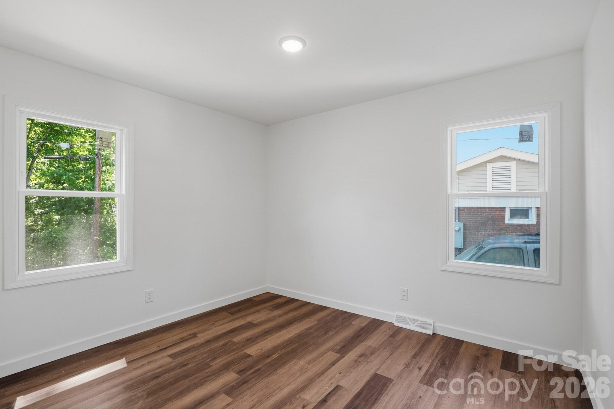 714 Bilmark Avenue — Charlotte