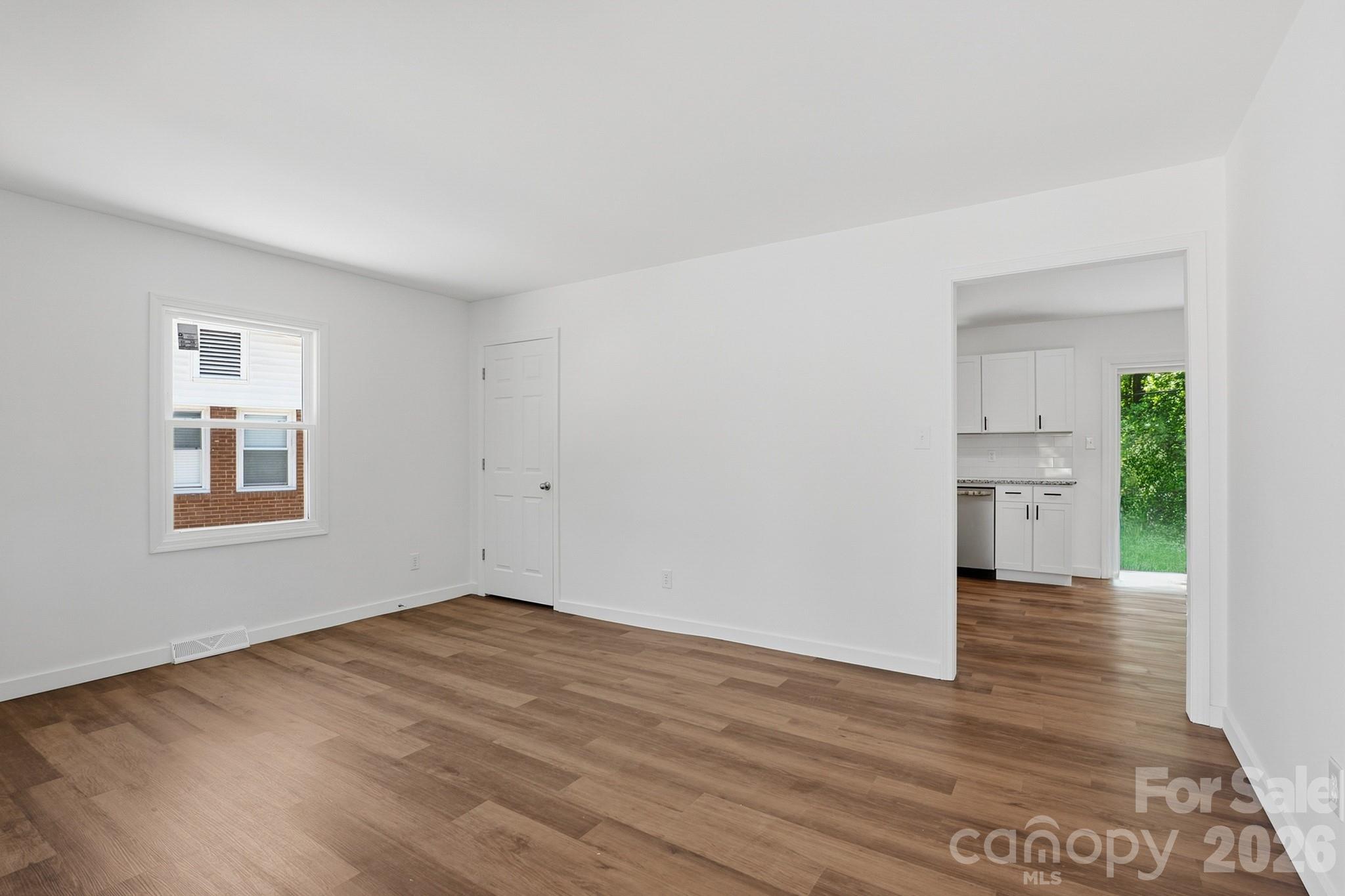 714 Bilmark Avenue — Charlotte