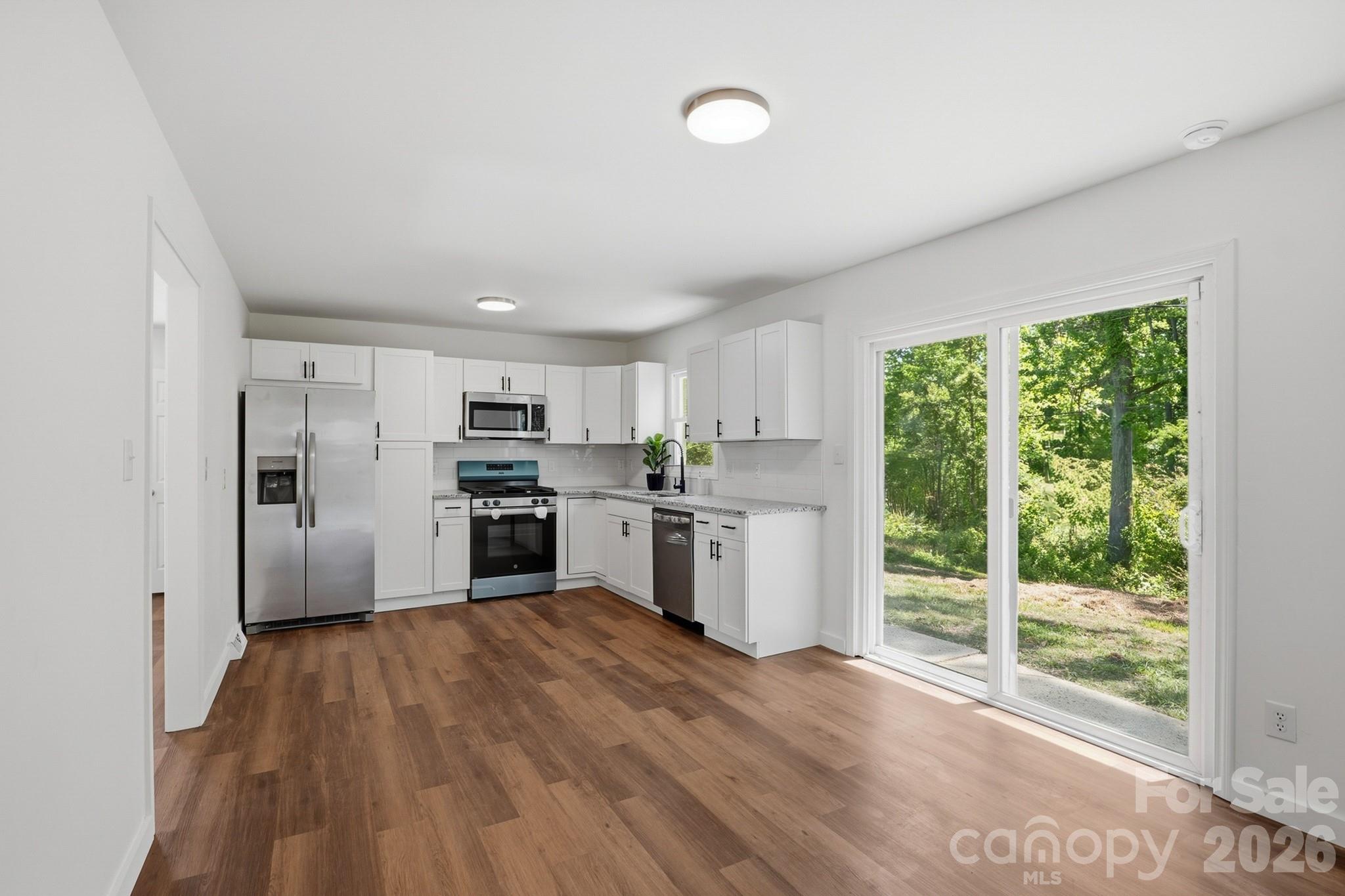 714 Bilmark Avenue — Charlotte