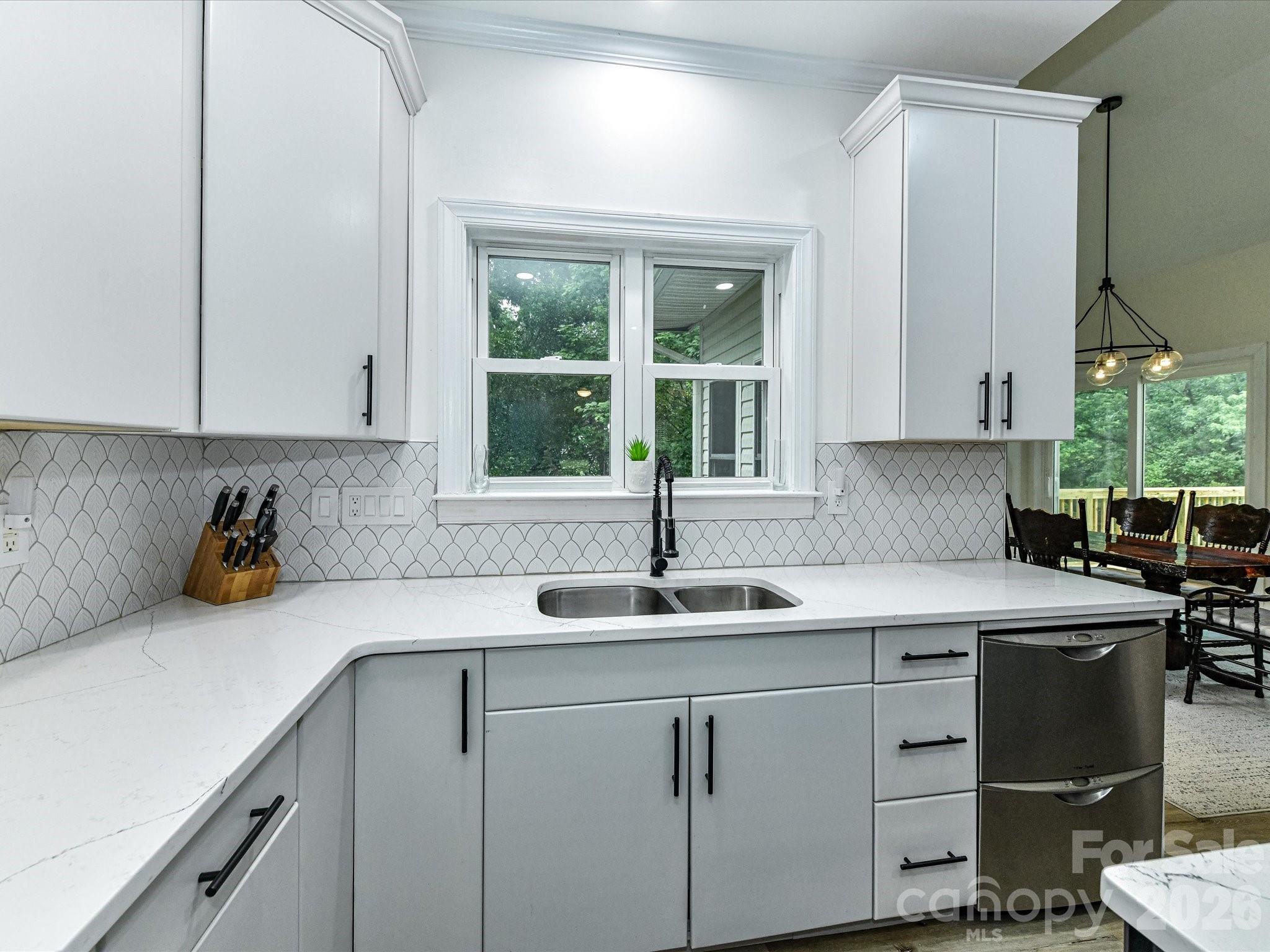 7702 Rivercrest Court — Monroe