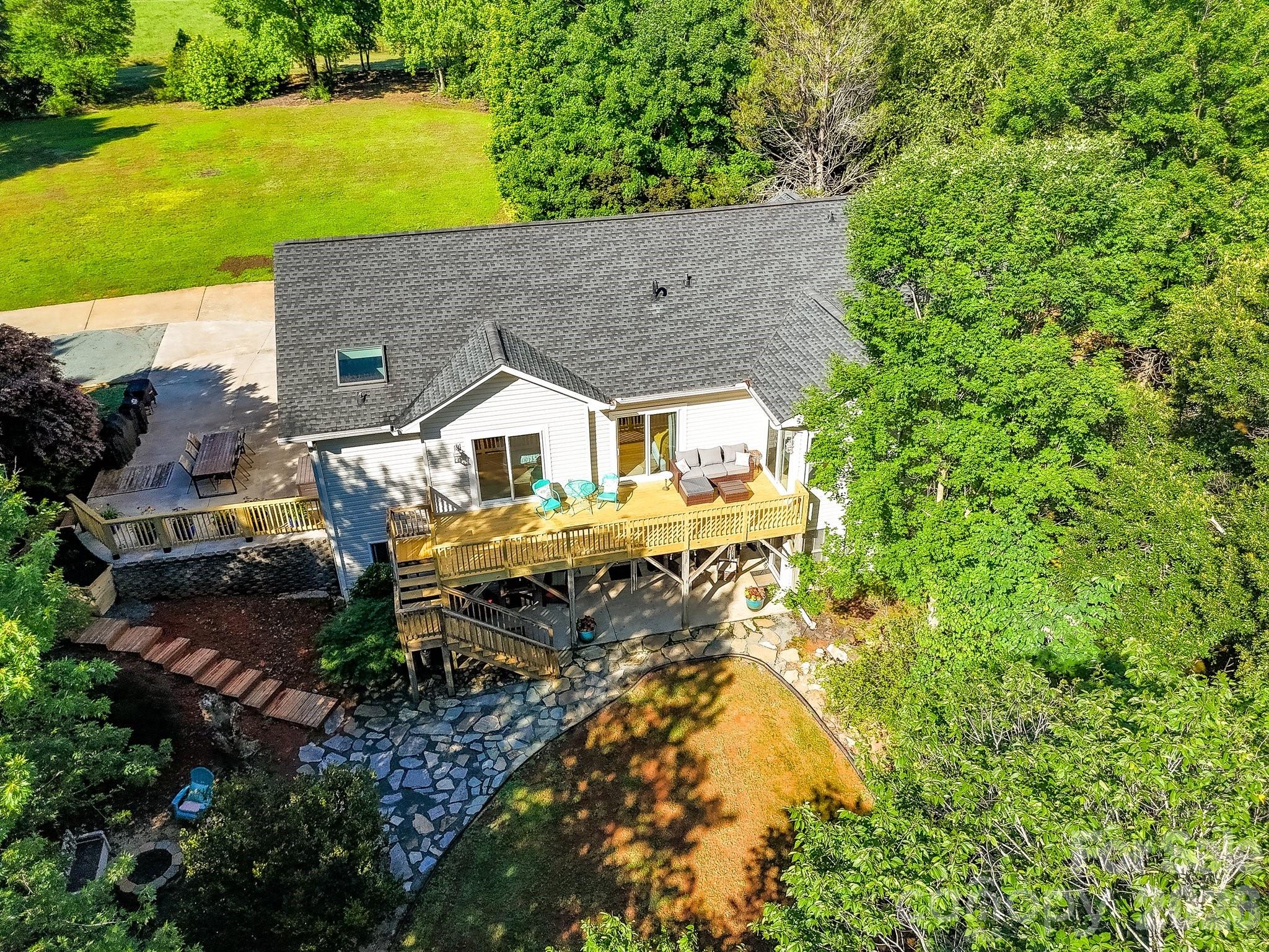 7702 Rivercrest Court — Monroe