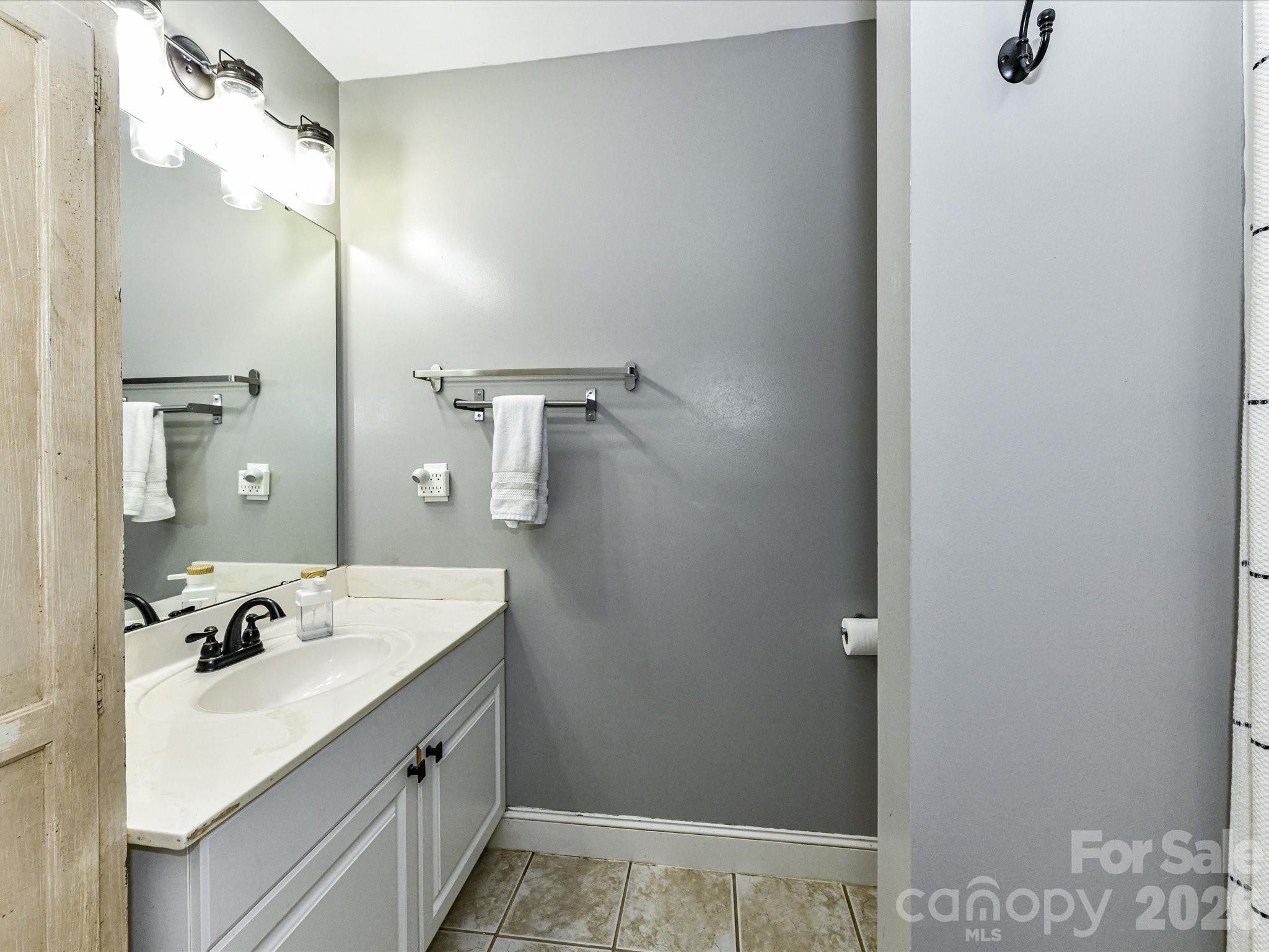 7702 Rivercrest Court — Monroe