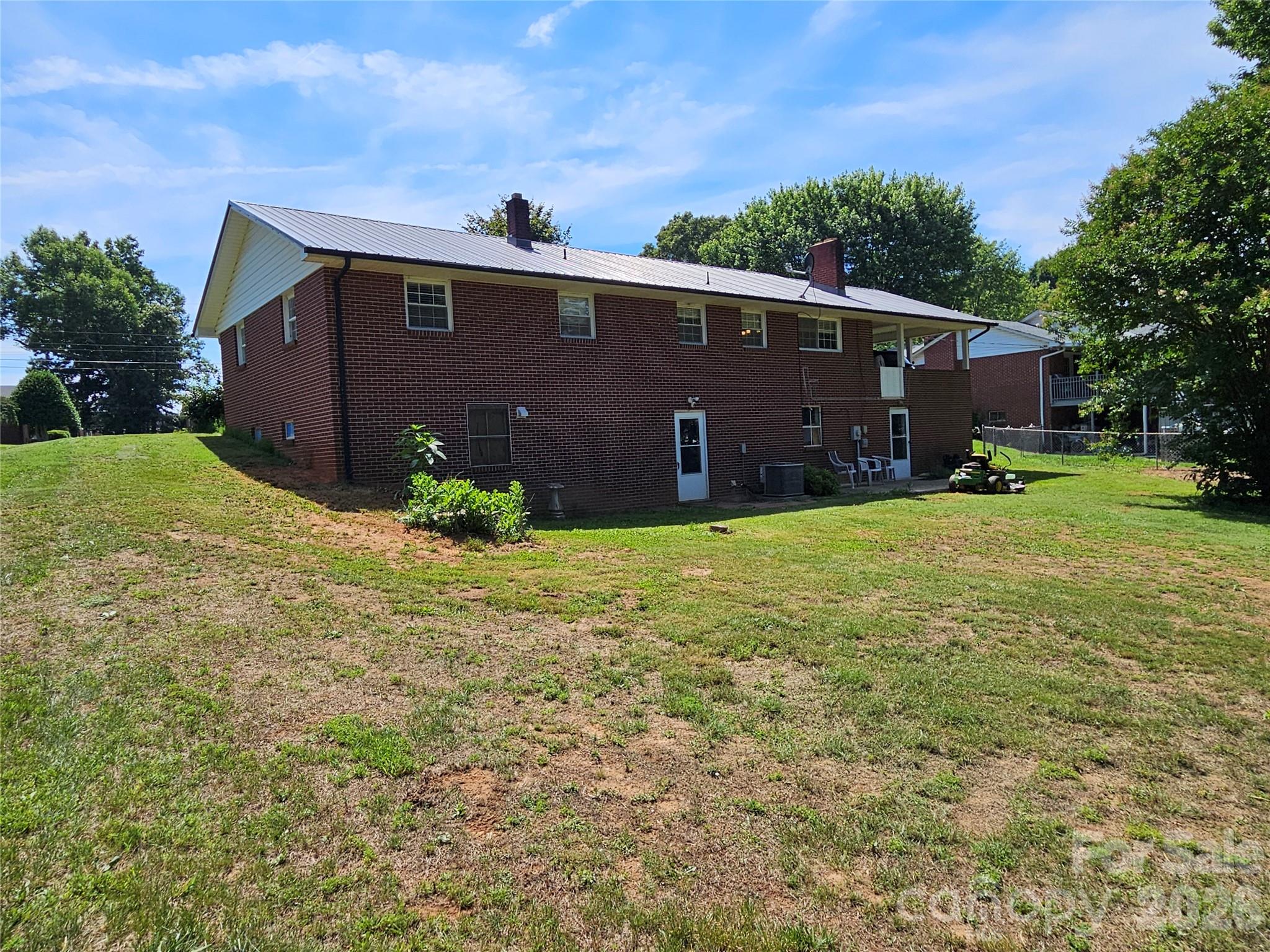 4114 Kendell Place — Hudson