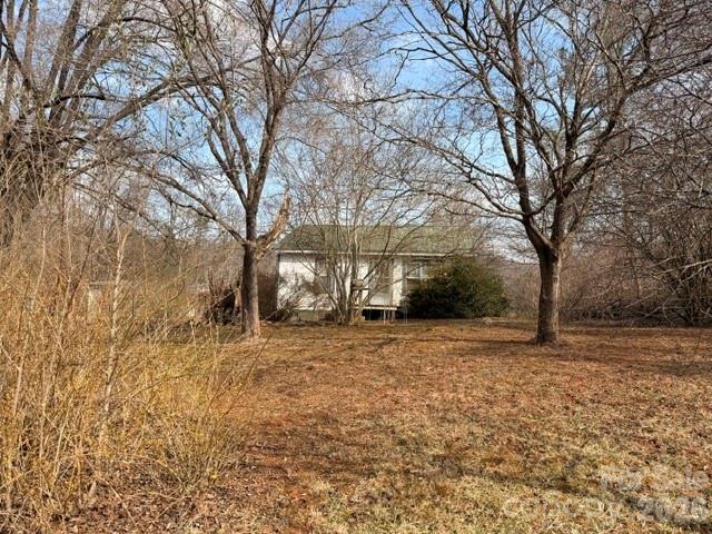 1081 Ashworth Road — Marion